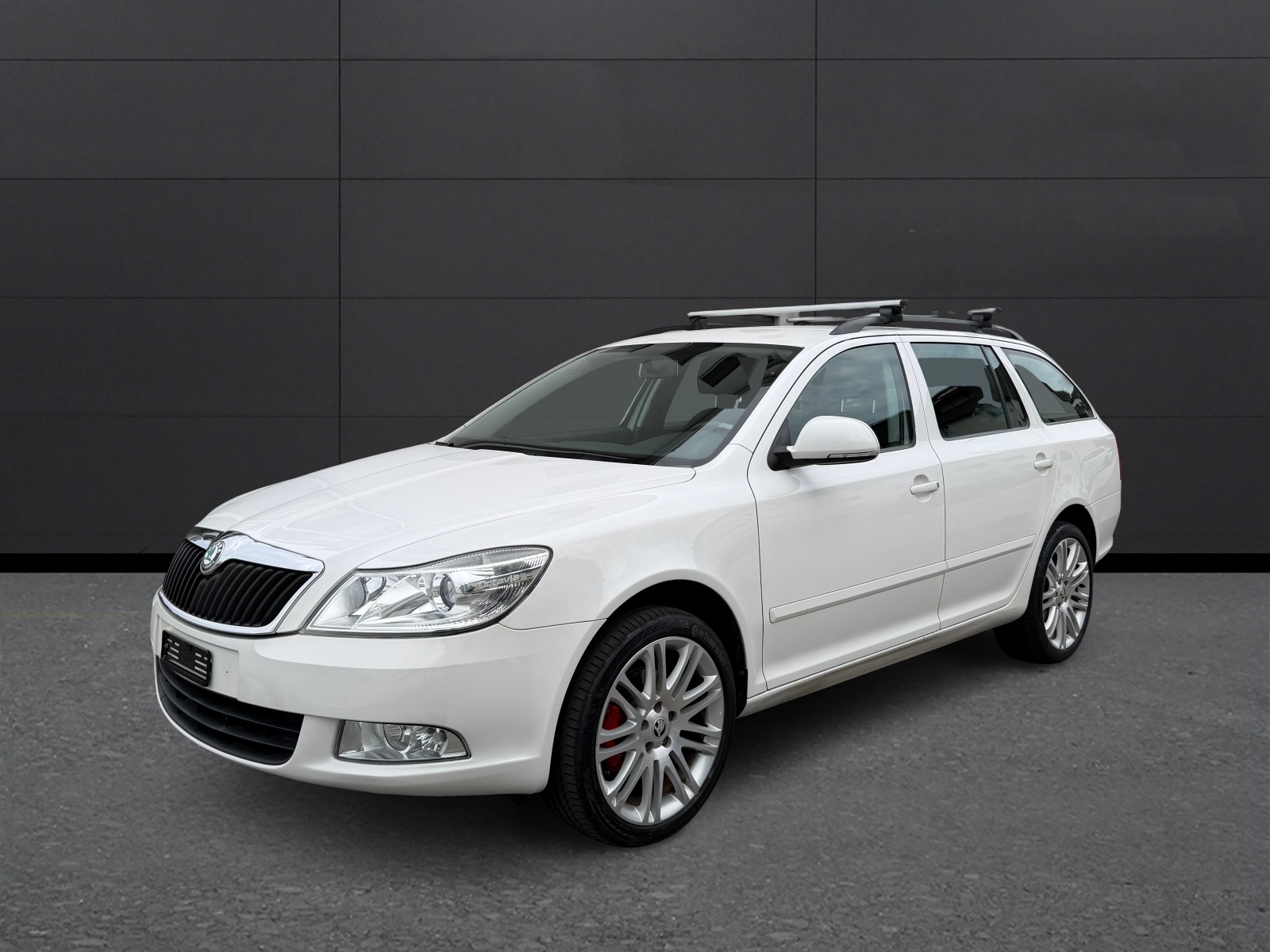 SKODA Octavia Combi 1.8 TSI Stöckli 4x4