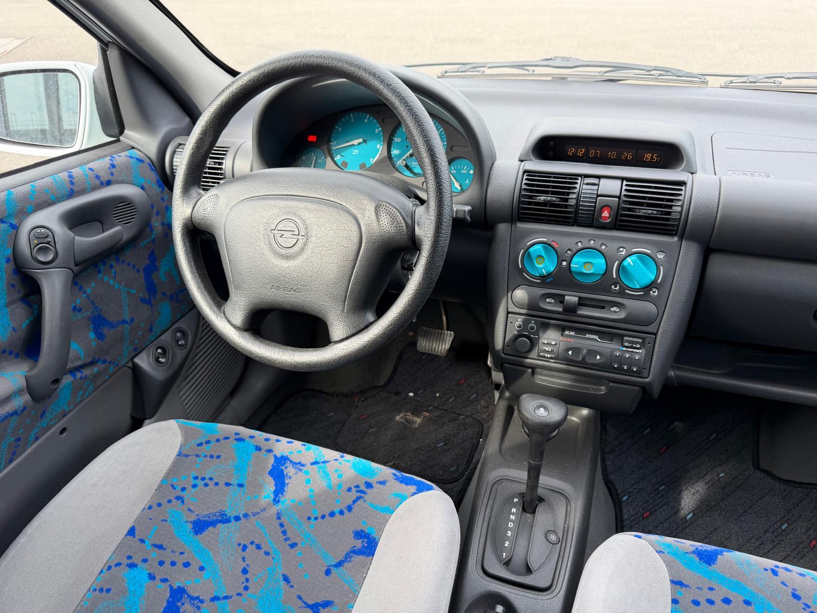 OPEL Corsa 1.4i 16V Joy-image-11