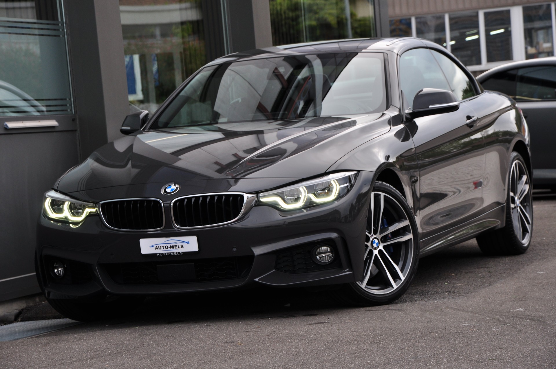 BMW 440i Cabriolet xDrive Steptronic M Sport-showroom-element-2