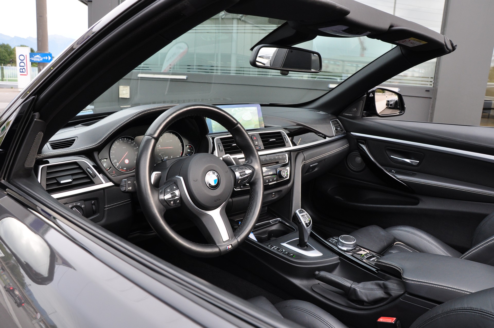 BMW 440i Cabriolet xDrive Steptronic M Sport-image-24