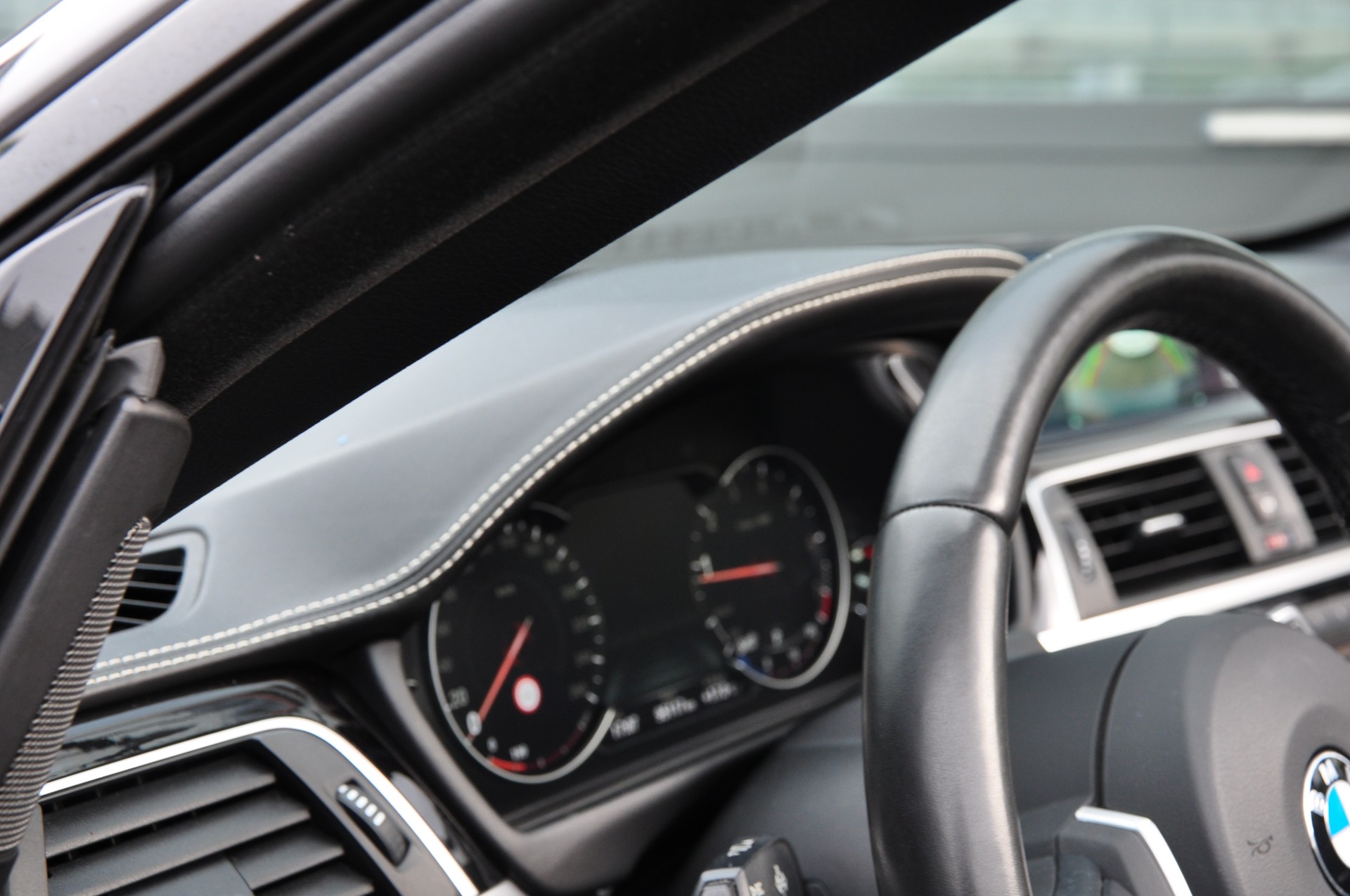 BMW 440i Cabriolet xDrive Steptronic M Sport-image-23