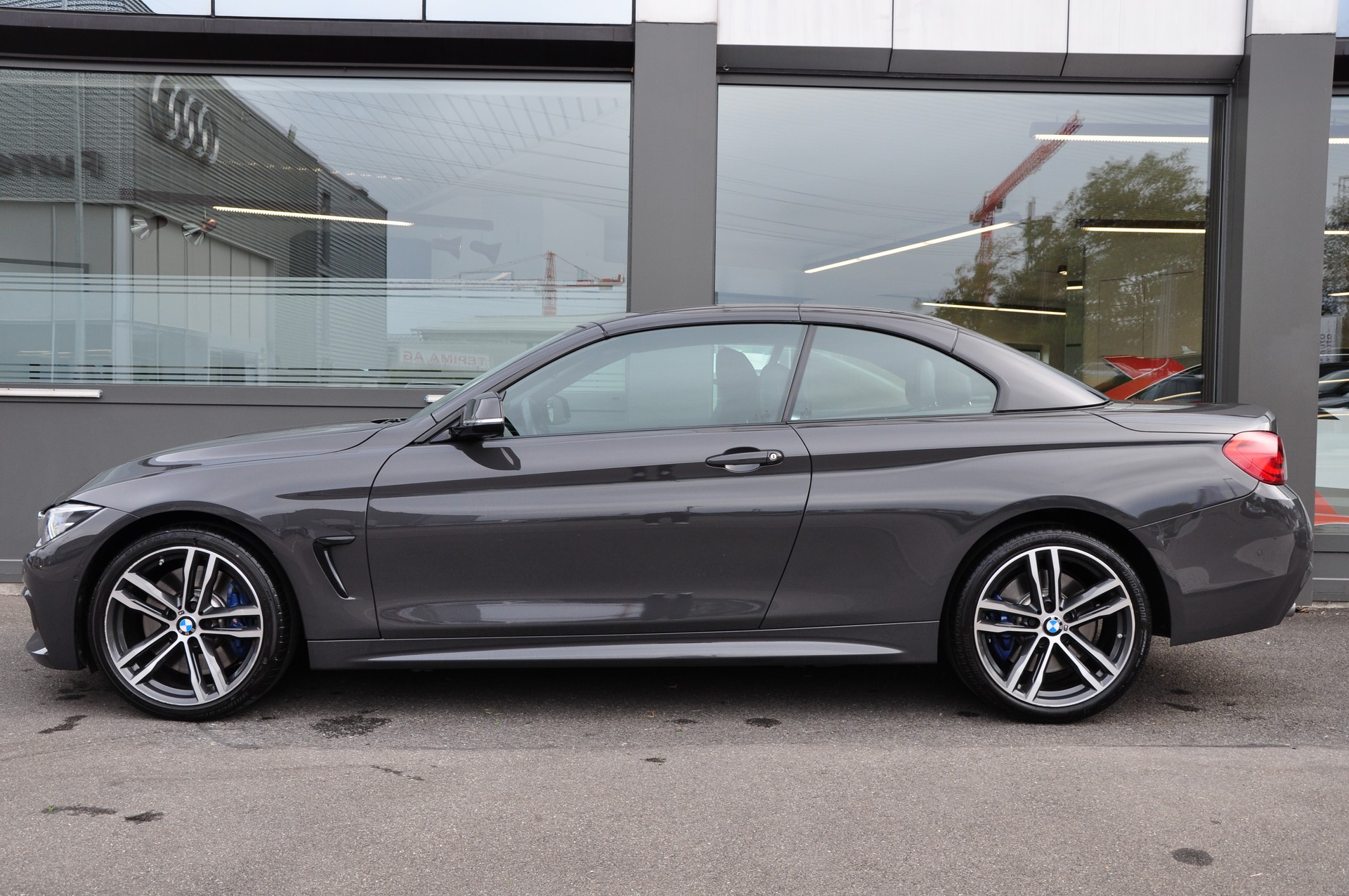 BMW 440i Cabriolet xDrive Steptronic M Sport-image-5