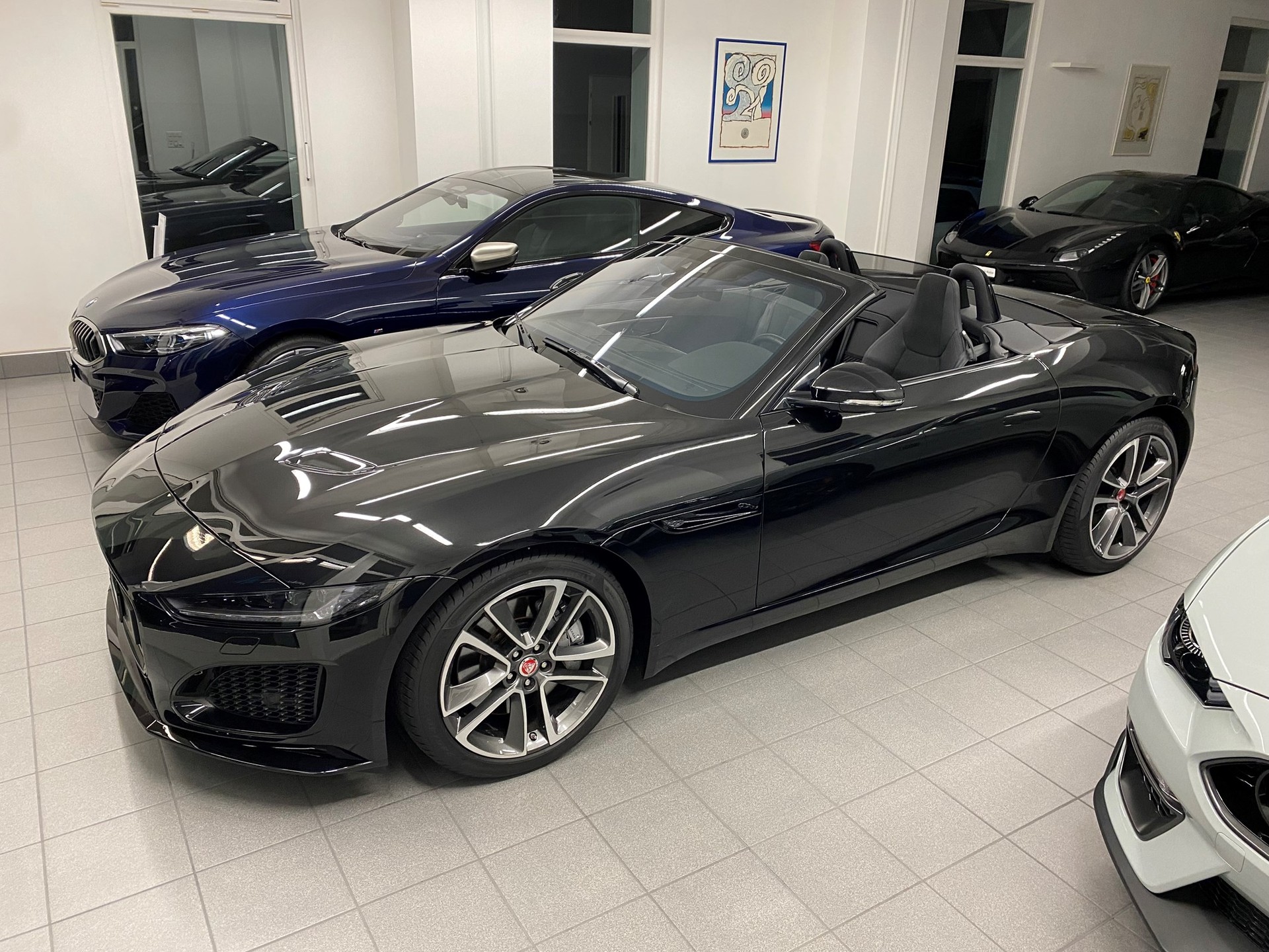 JAGUAR F-Type Convertible 2.0 I4 Automatik-image-3