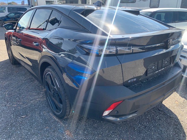 PEUGEOT 408 1.6 PHEV 225 GT-image-3