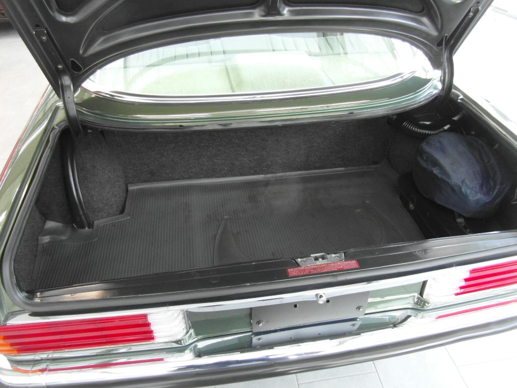 MERCEDES-BENZ SLC-image-14