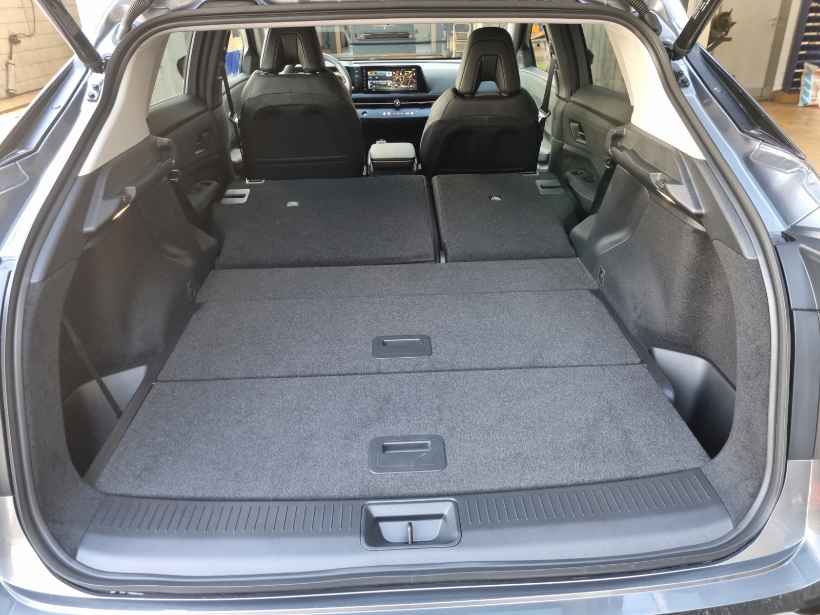 NISSAN Ariya Evolve e-4orce-image-13