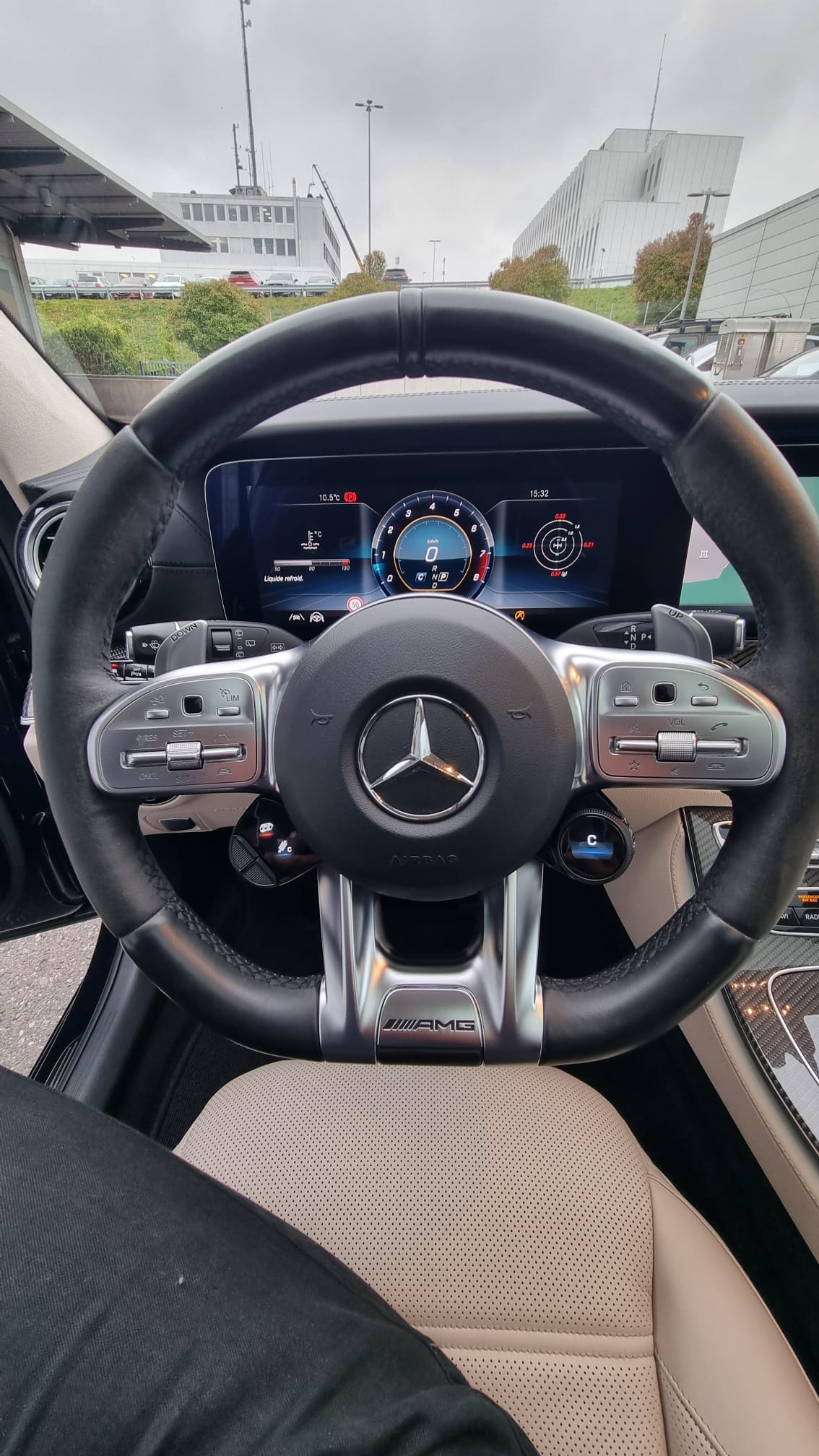MERCEDES-BENZ E 63 AMG S 4 Matic 9G-Tronic-image-4