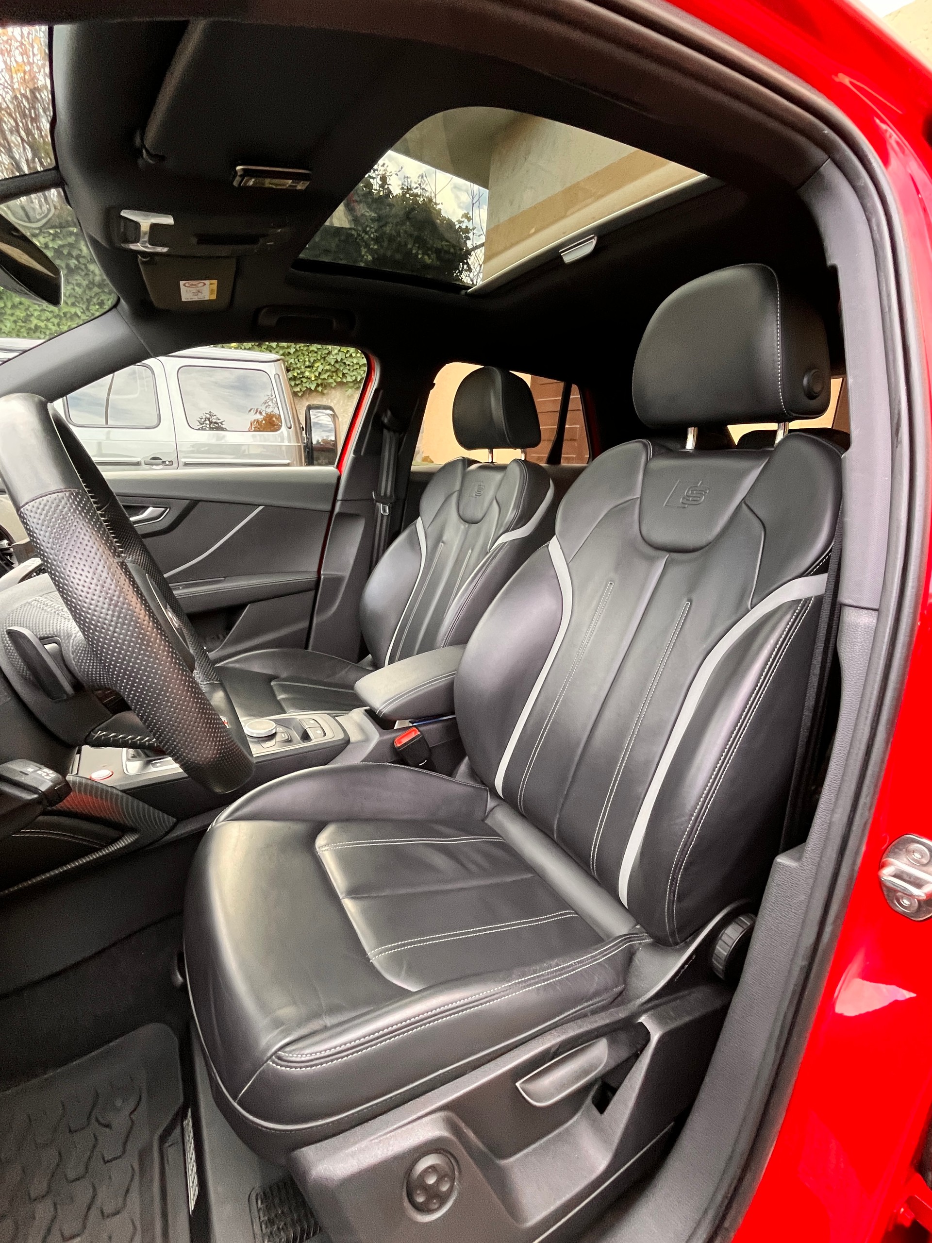 AUDI SQ2 TFSI quattro S-tronic-image-12