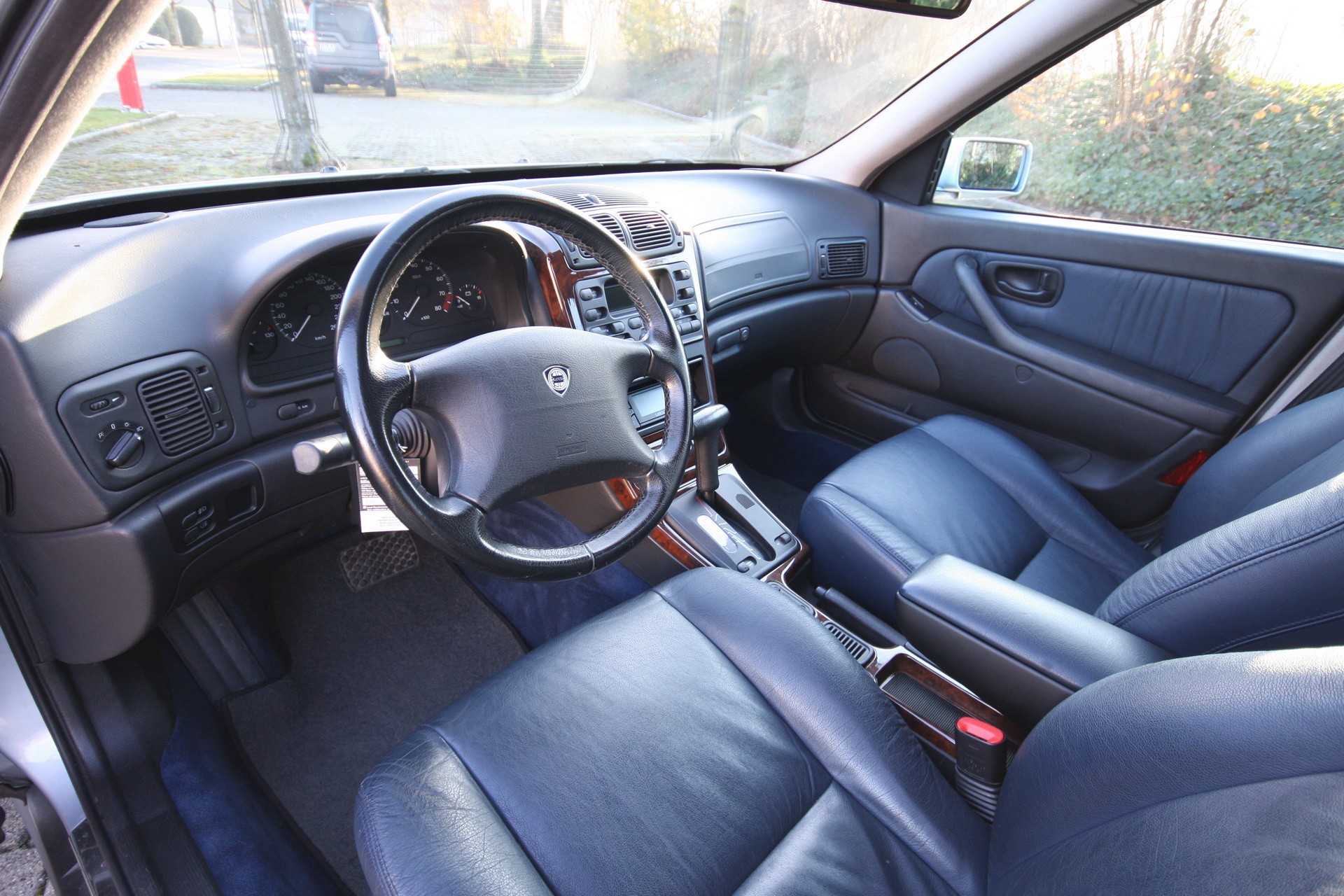 LANCIA KAPPA 3.0 V6 LS-image-4
