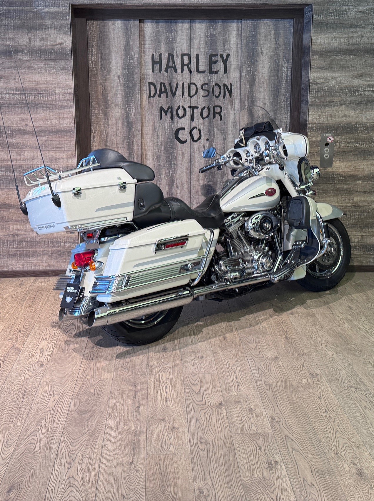 HARLEY-DAVIDSON FLHTCUSE3 Electra Glide Ultra Classic CVO ABS-image-5