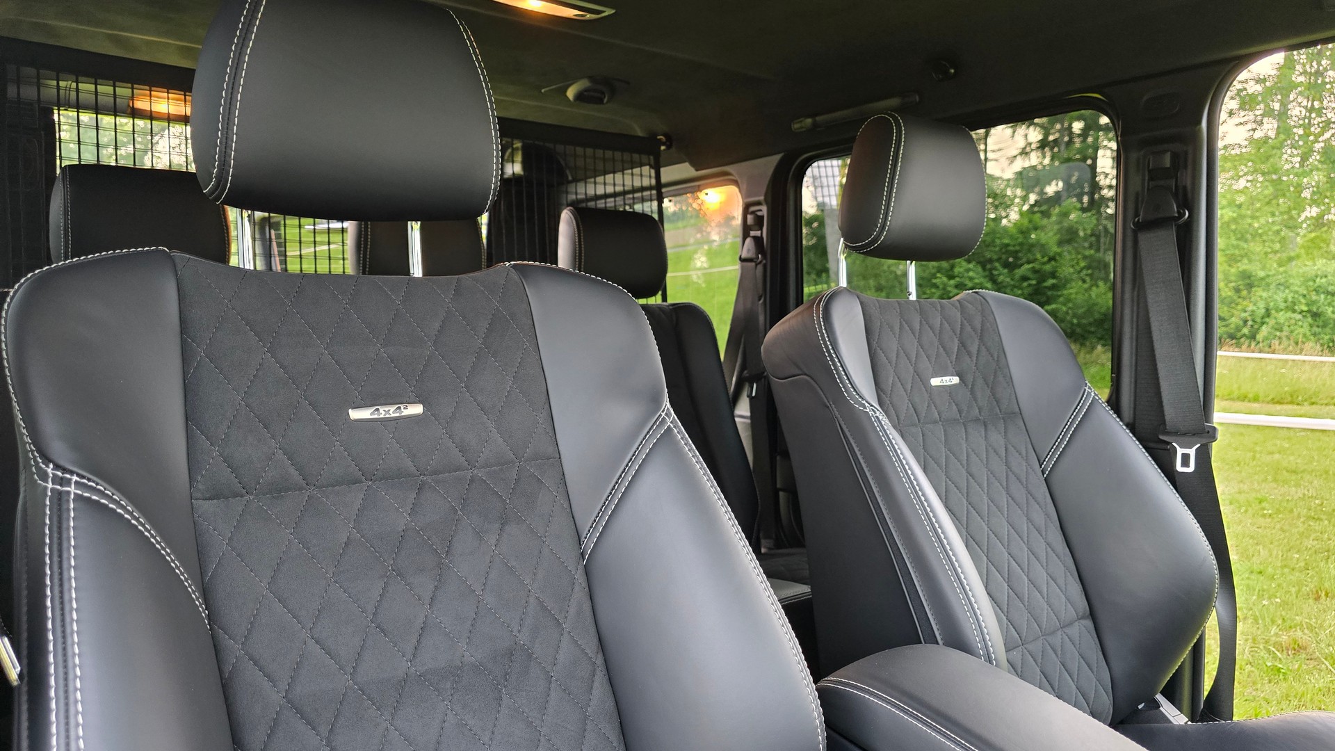 MERCEDES-BENZ G 500 4x4² 7G-Tronic Electricbeam glänzend-image-23
