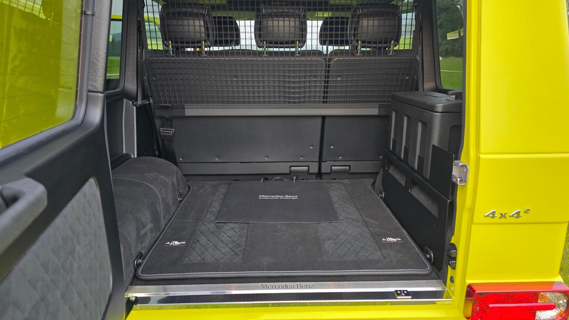 MERCEDES-BENZ G 500 4x4² 7G-Tronic Electricbeam glänzend-image-25