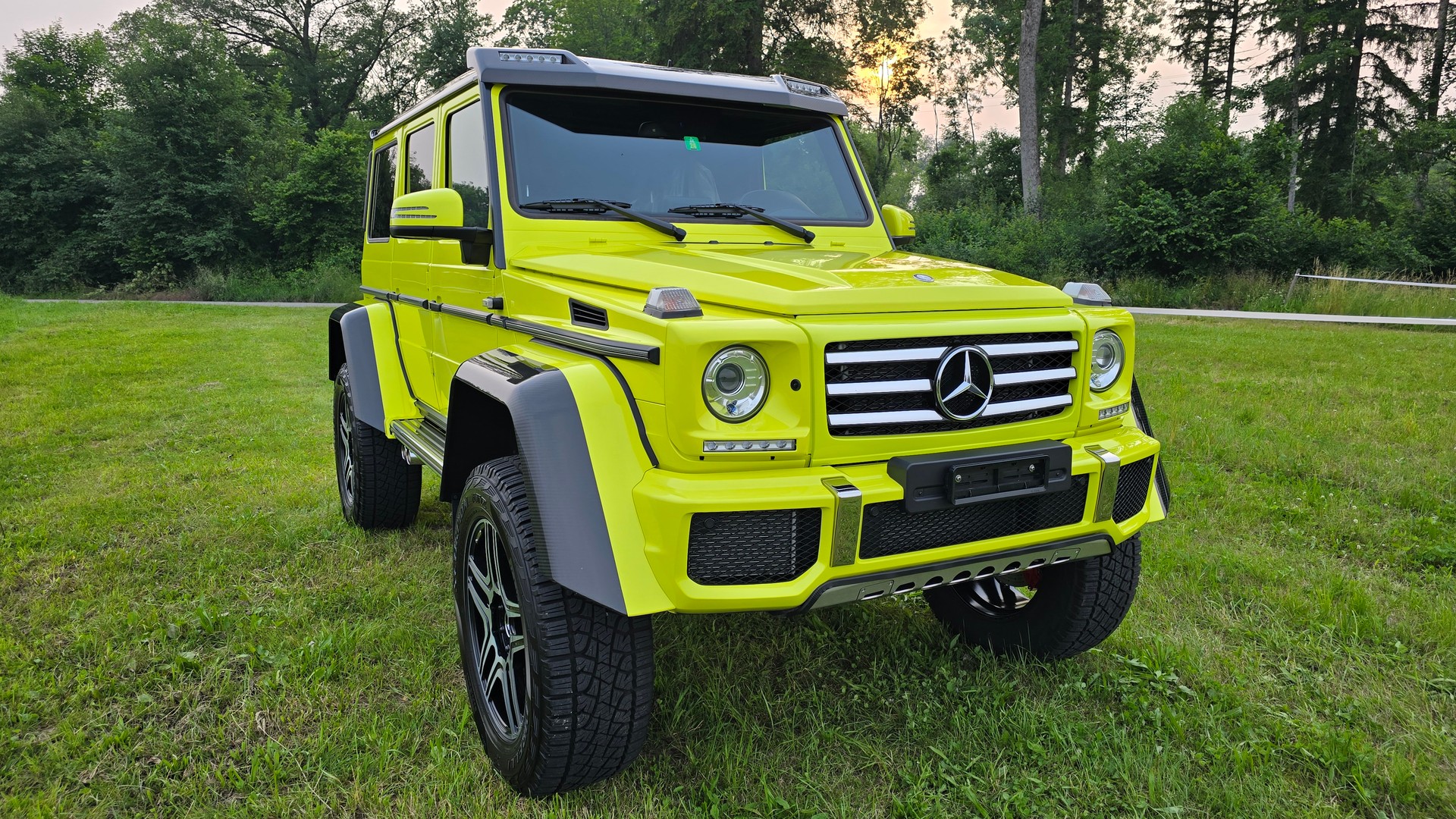 MERCEDES-BENZ G 500 4x4² 7G-Tronic Electricbeam glänzend-image-19