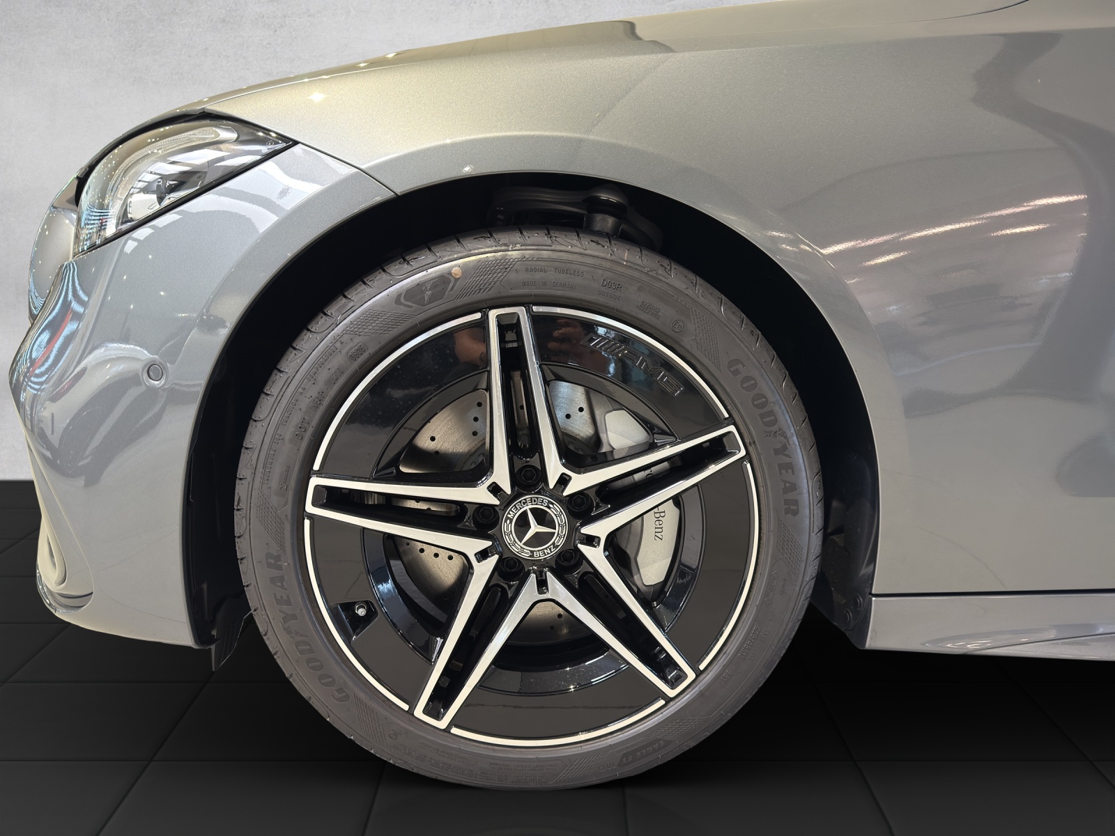 MERCEDES-BENZ C 220 d T 4 Matic Swiss Star-image-9