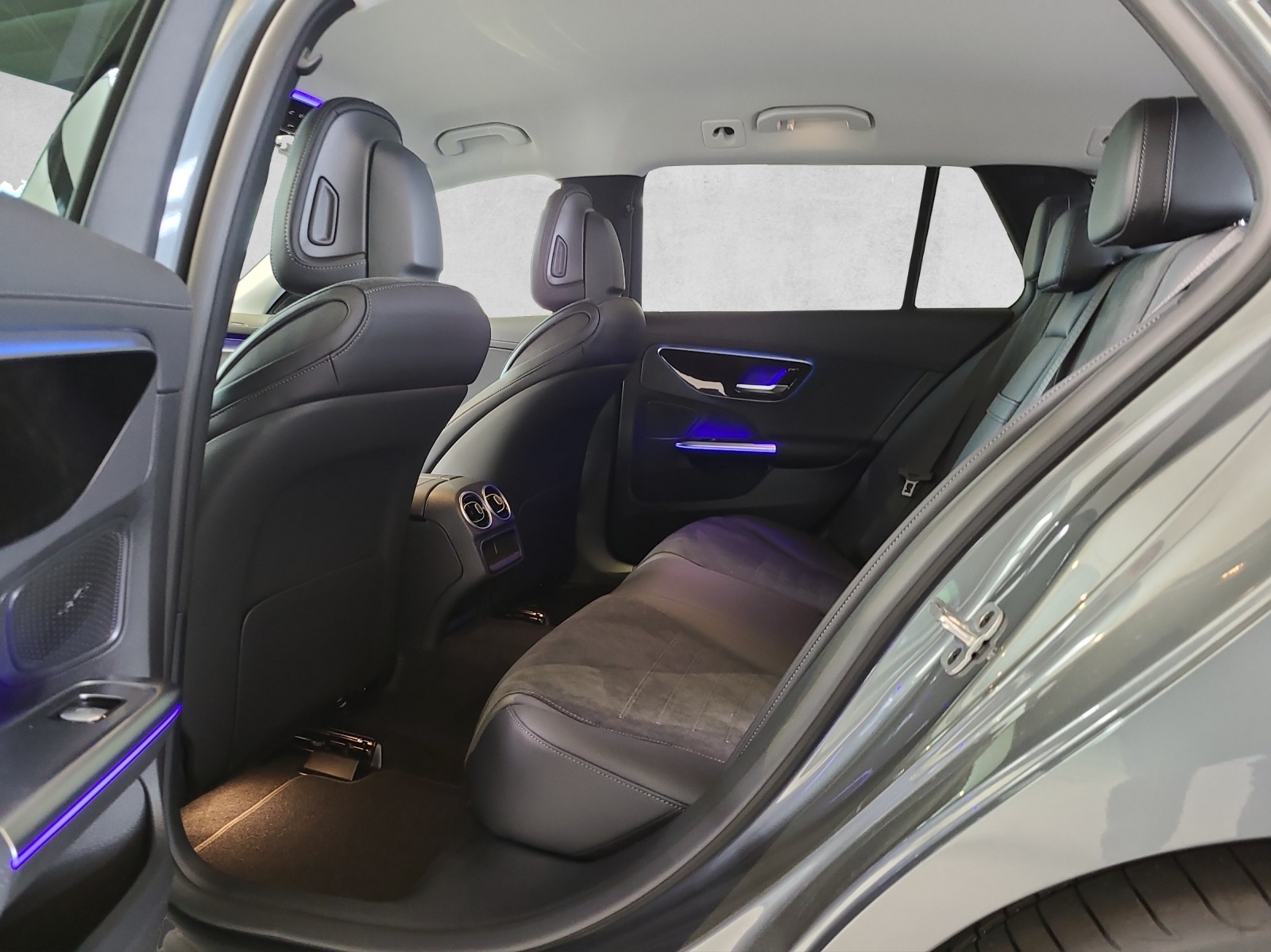 MERCEDES-BENZ C 220 d T 4 Matic Swiss Star-image-10
