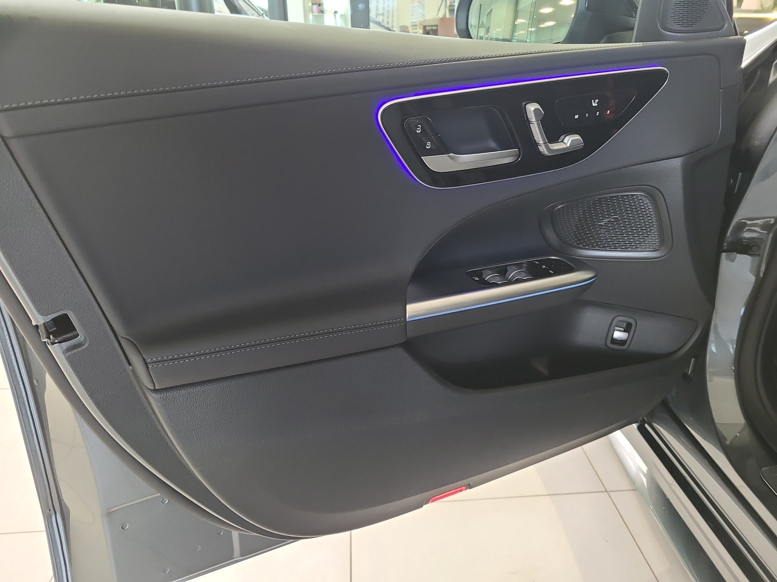 MERCEDES-BENZ C 220 d T 4 Matic Swiss Star-image-8