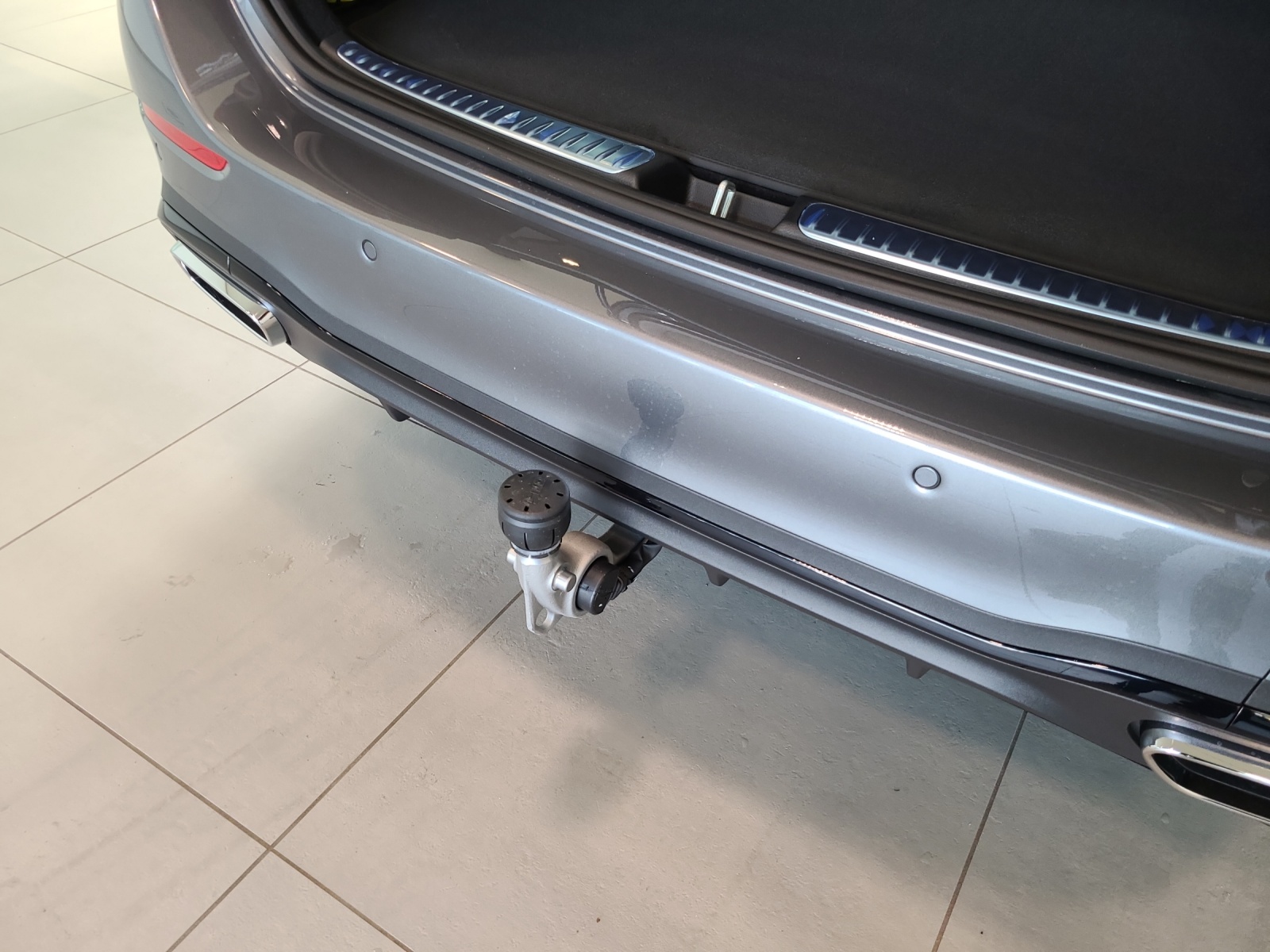 MERCEDES-BENZ C 220 d T 4 Matic Swiss Star-image-15