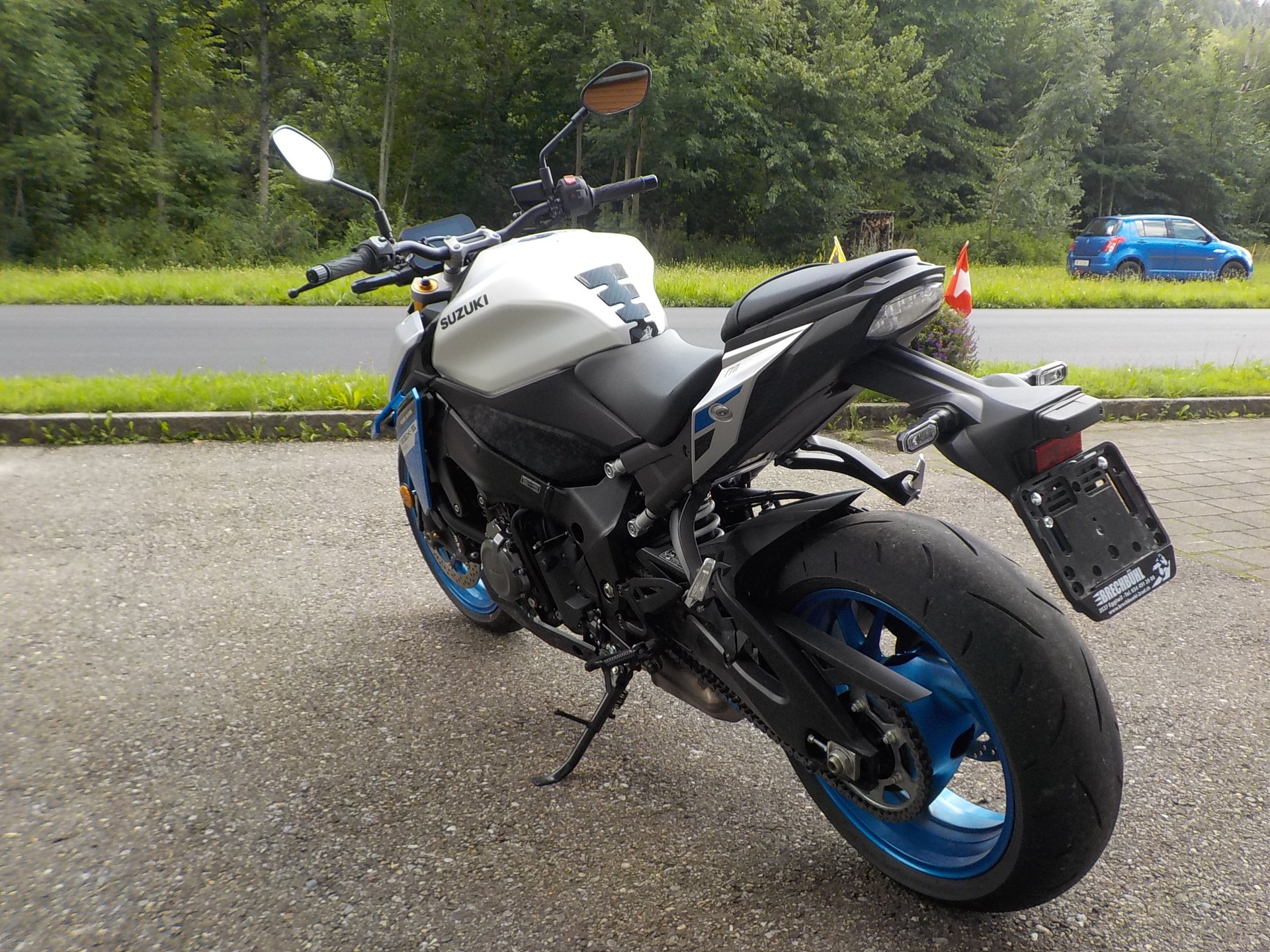 SUZUKI GSX-S 1000-image-4