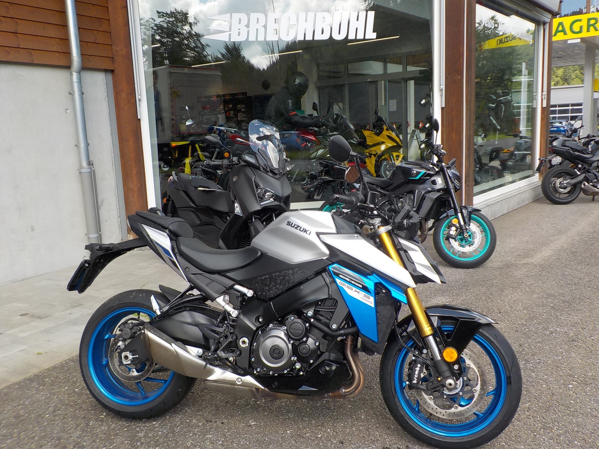 SUZUKI GSX-S 1000