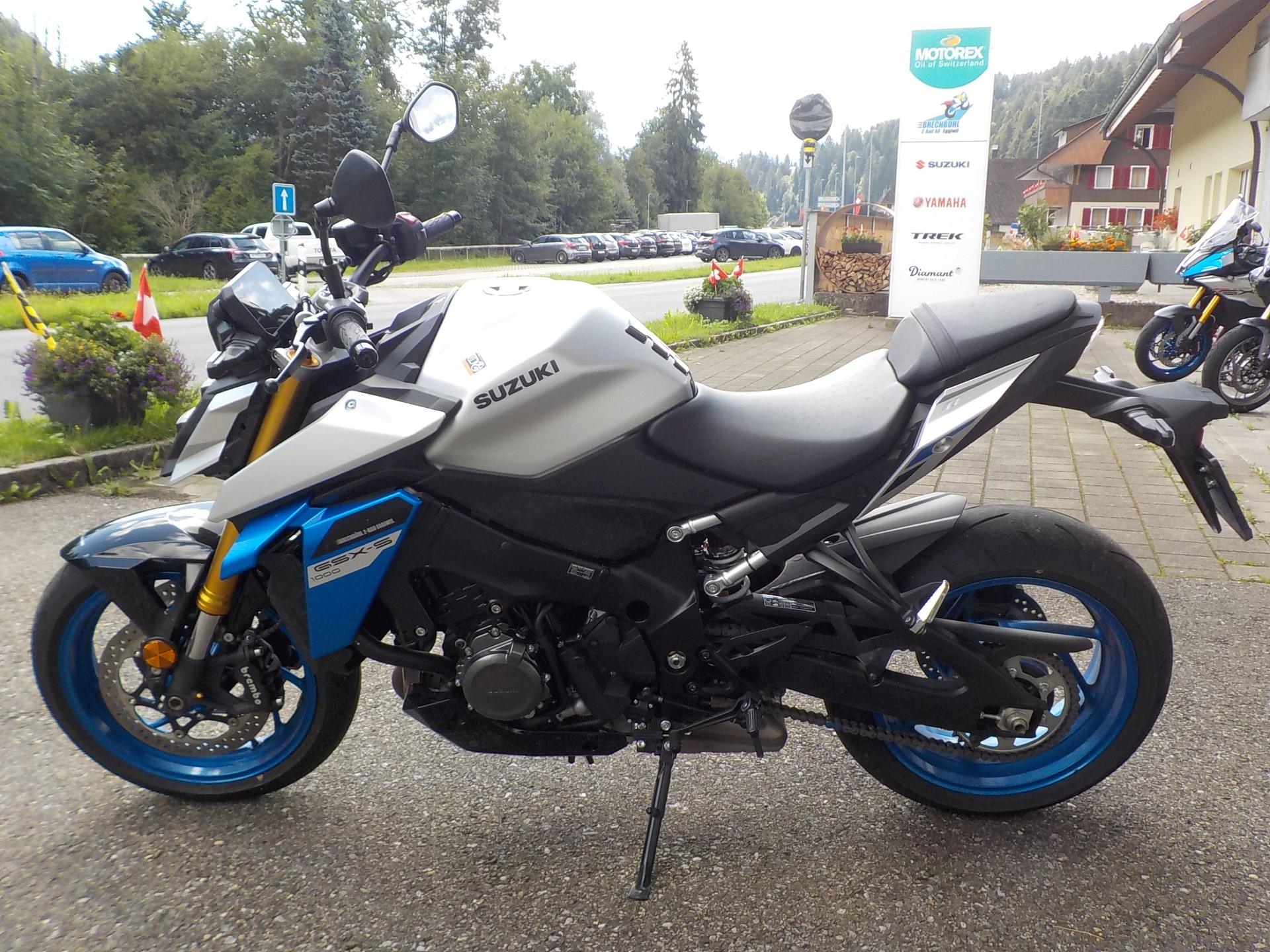 SUZUKI GSX-S 1000-image-3