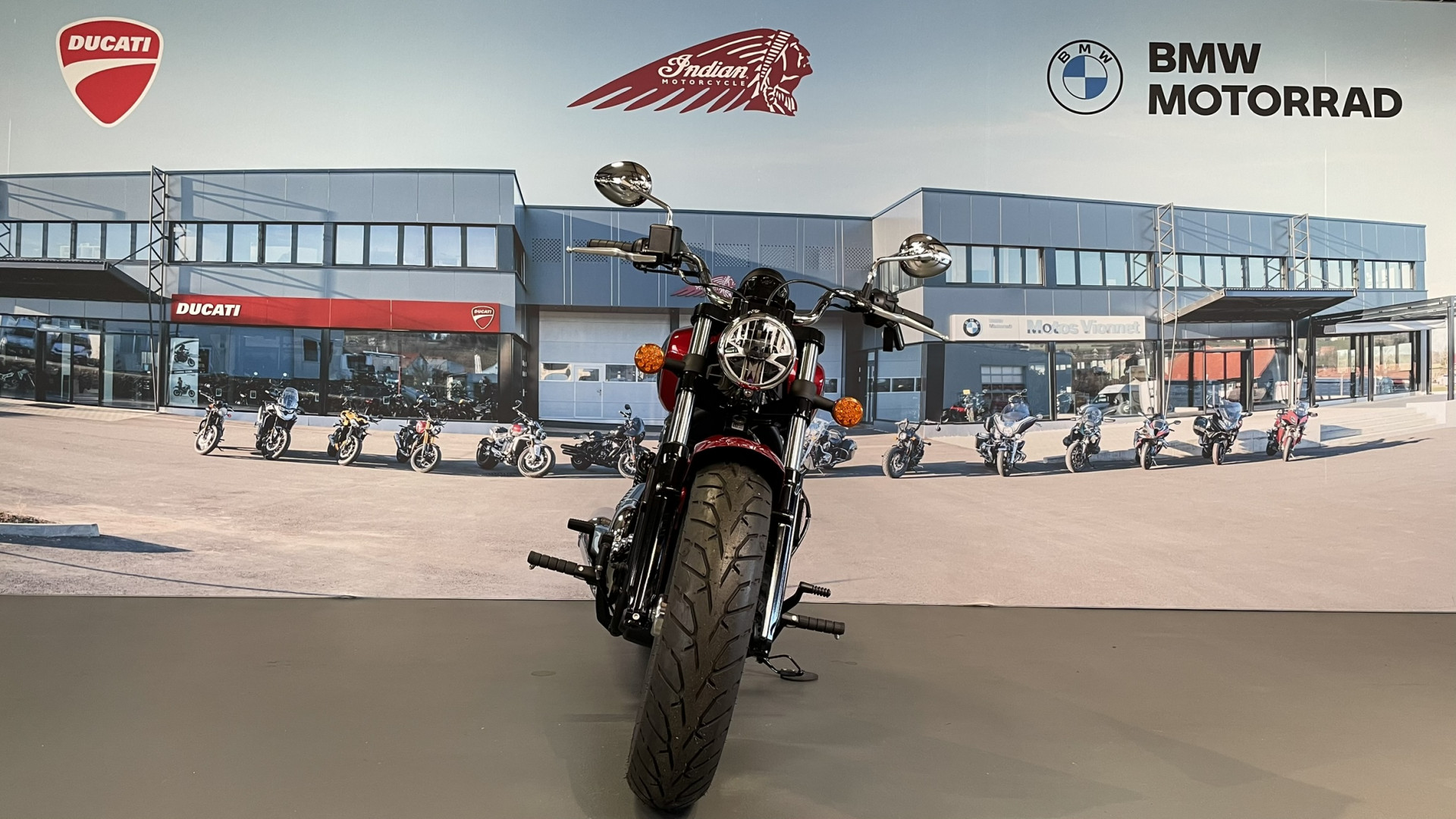 INDIAN Scout Classic Limited + Tech-image-1