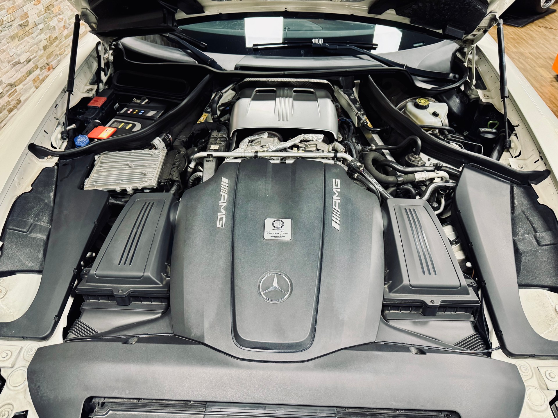 MERCEDES-BENZ AMG GT S Speedshift DCT-image-30