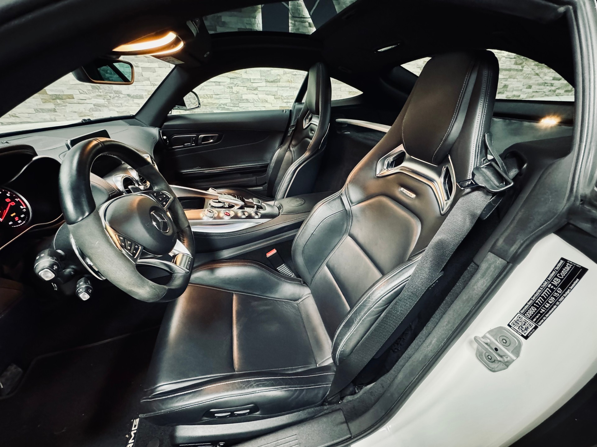 MERCEDES-BENZ AMG GT S Speedshift DCT-image-12