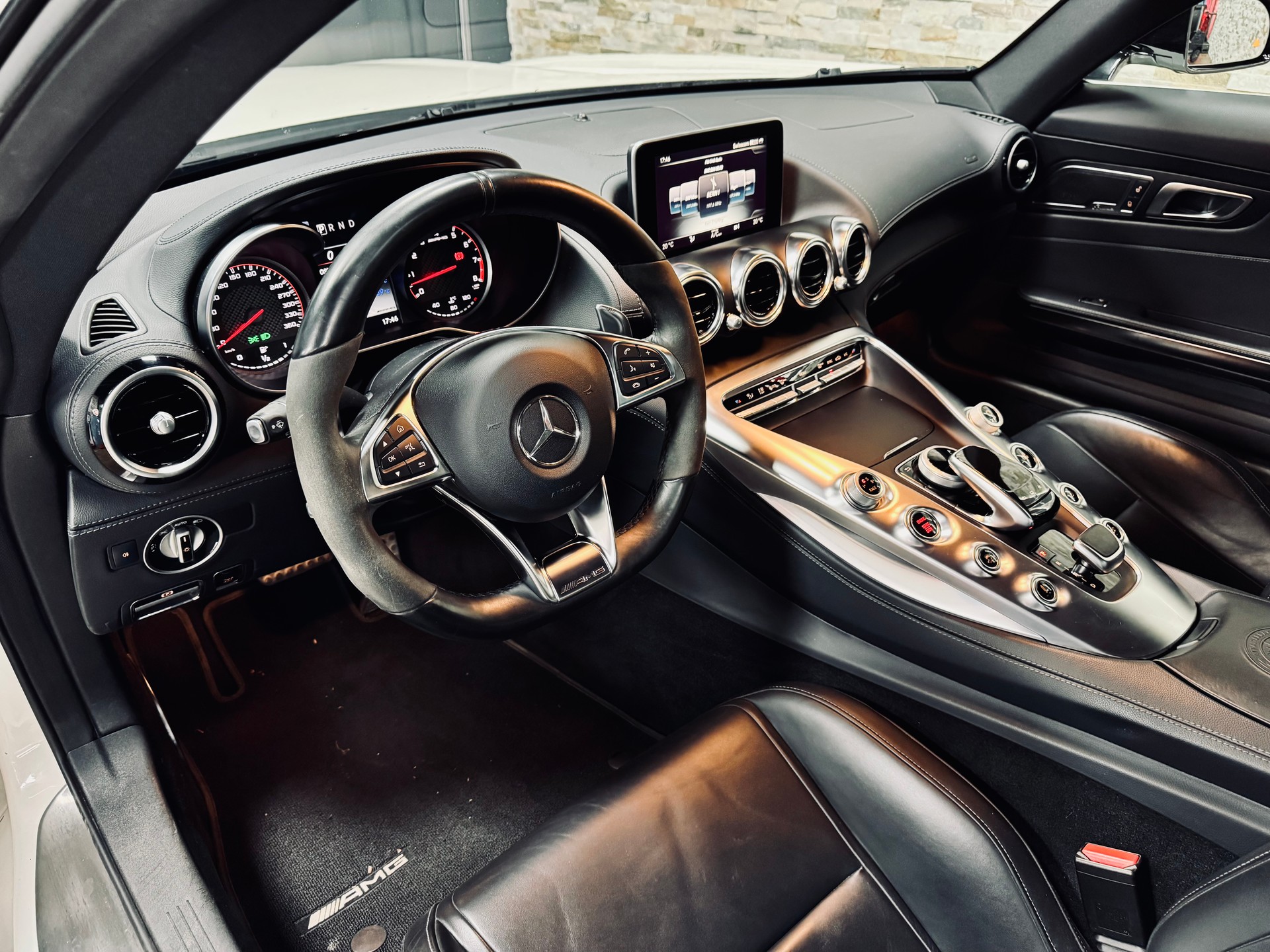 MERCEDES-BENZ AMG GT S Speedshift DCT-image-13