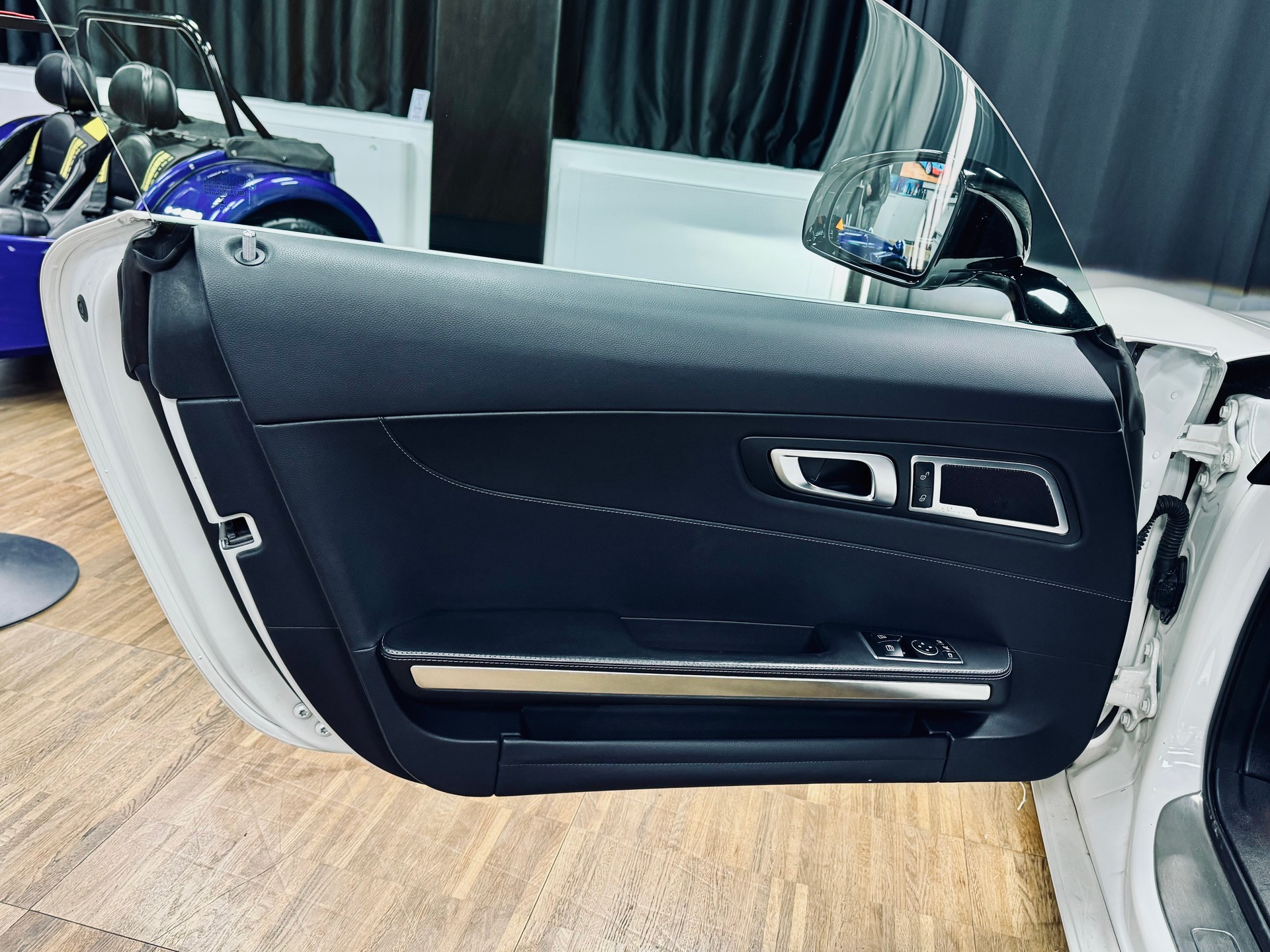 MERCEDES-BENZ AMG GT S Speedshift DCT-image-9