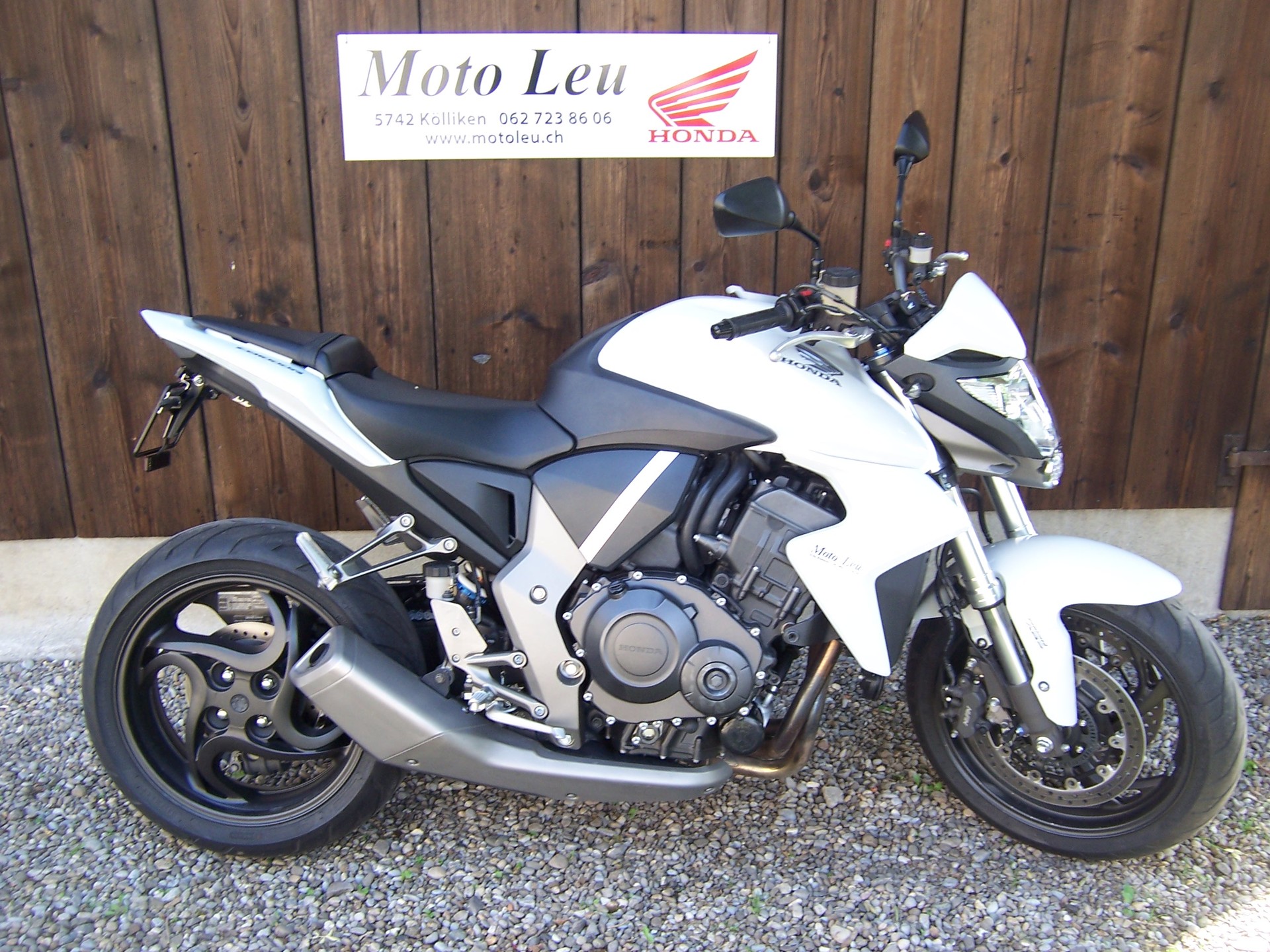 HONDA CB 1000 R ABS-image-9