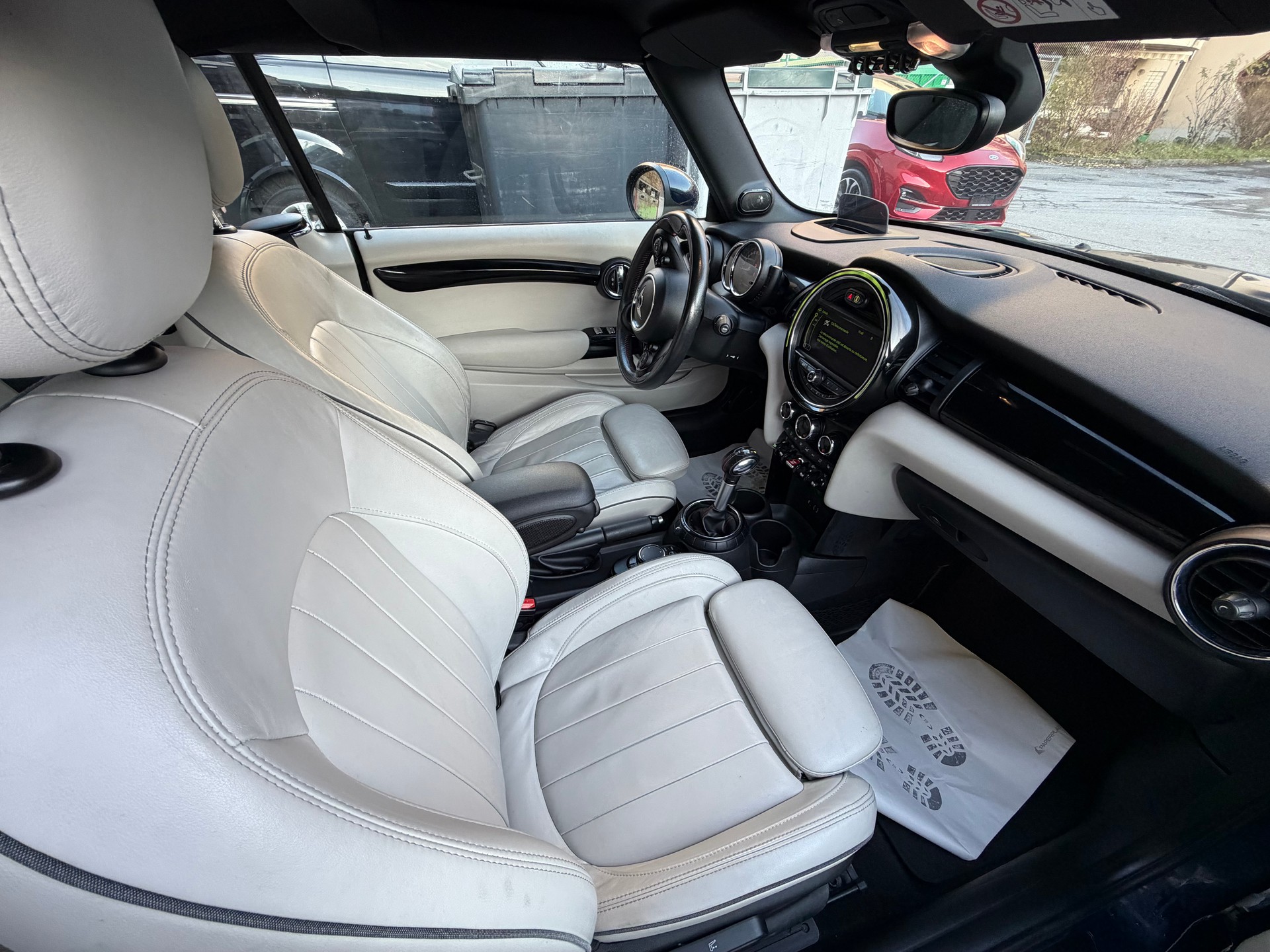 MINI Cooper S Cabriolet Steptronic-image-9