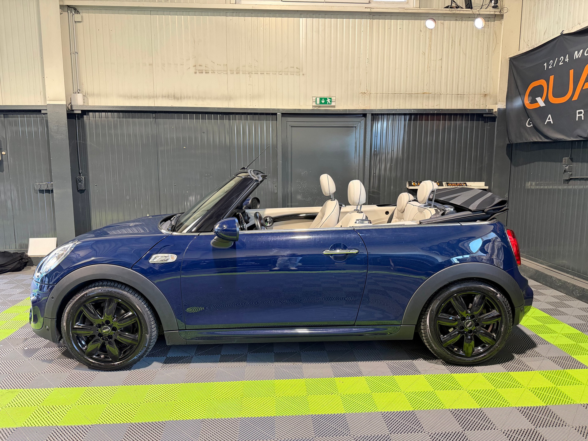 MINI Cooper S Cabriolet Steptronic-image-6