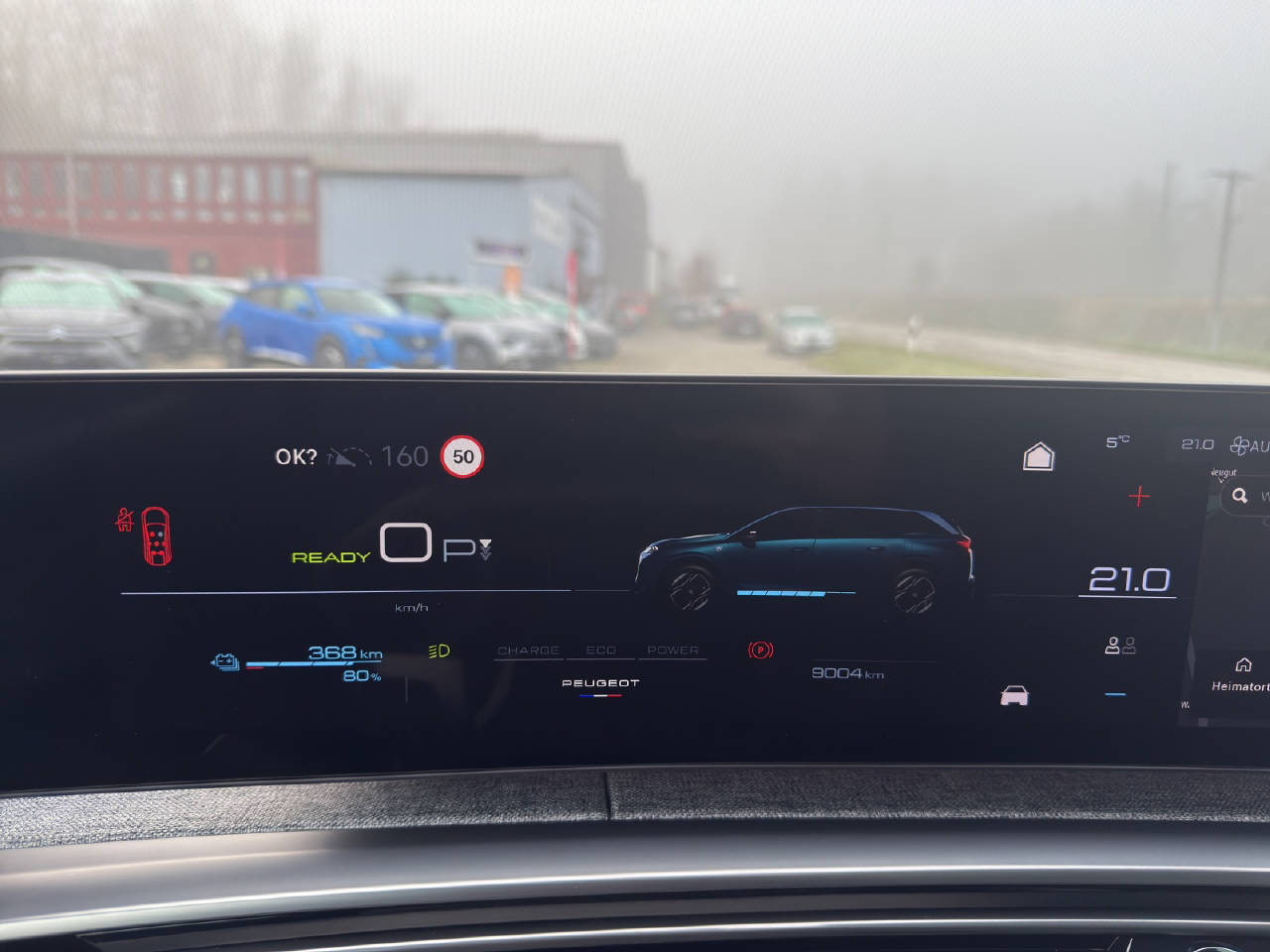 PEUGEOT 5008 e-GT-image-6