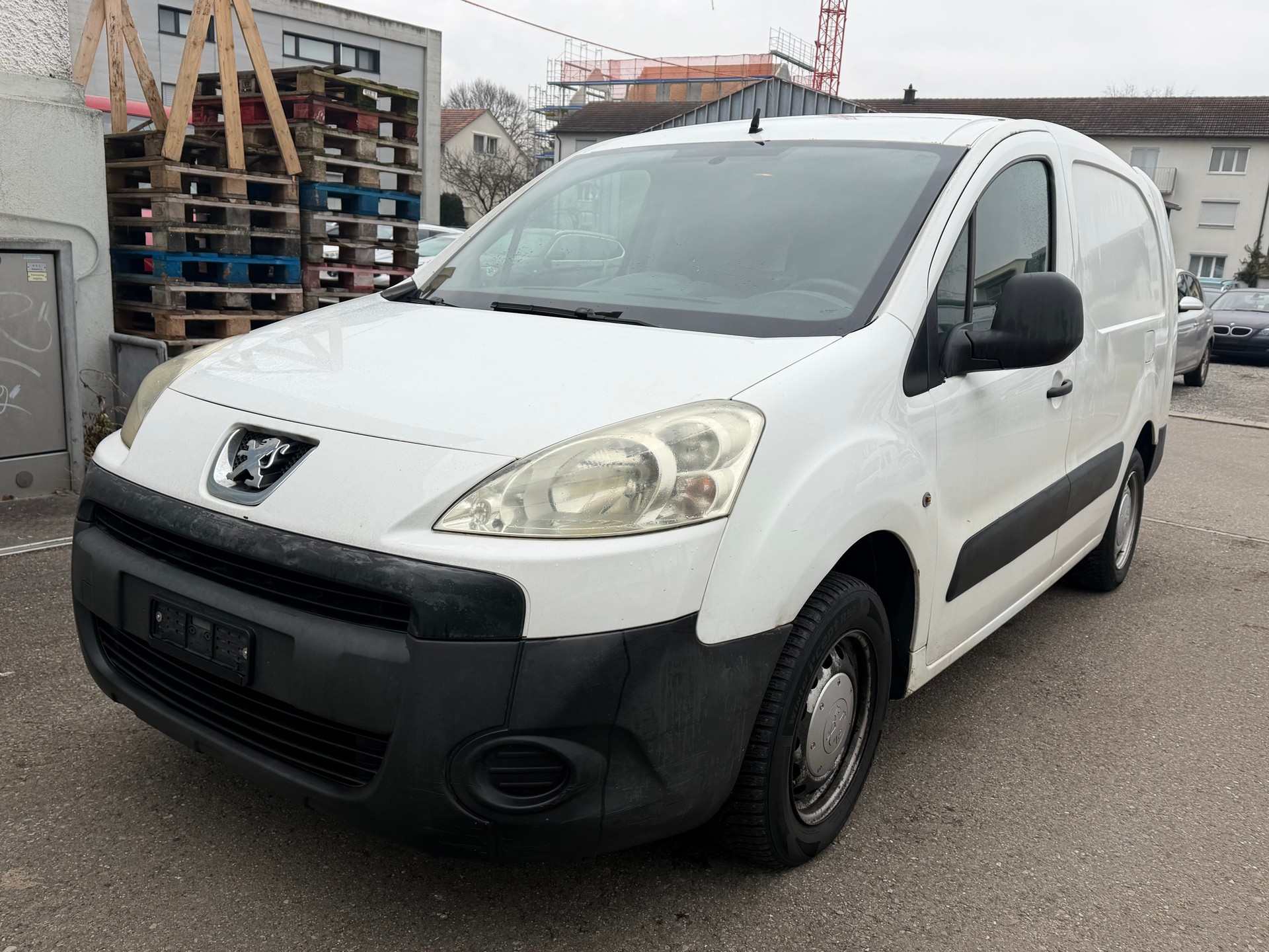 PEUGEOT Partner 1.6 HDI Urban Pack-image-6