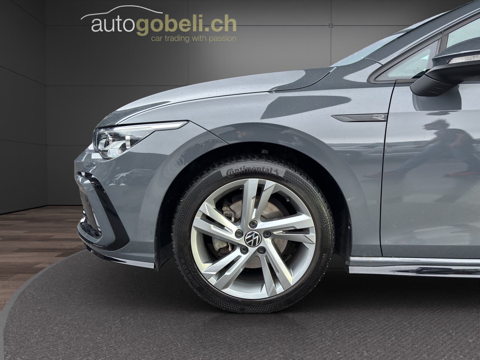 VW Golf Variant 1.5 eTSI mHEV R-Line-image-13