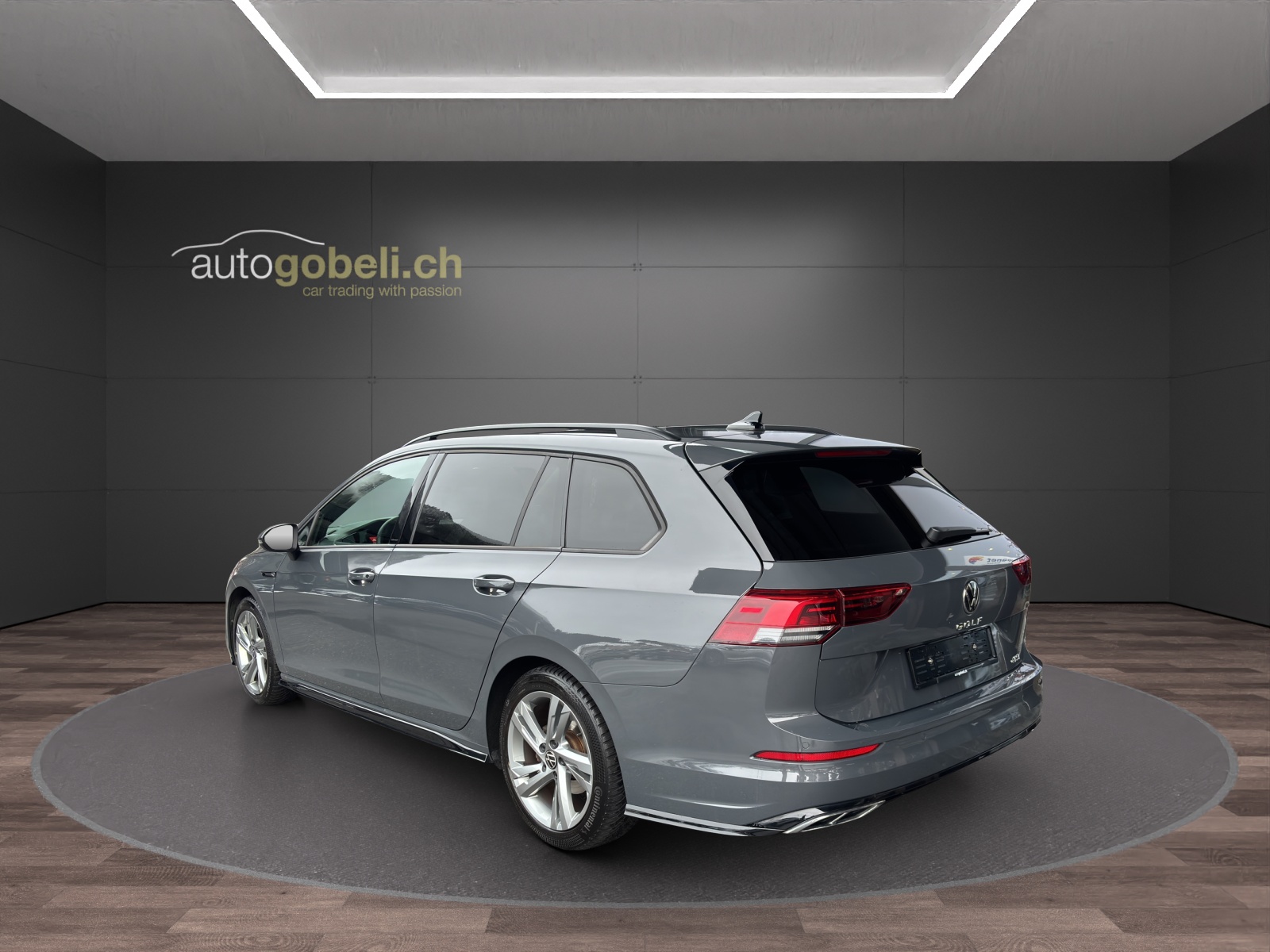 VW Golf Variant 1.5 eTSI mHEV R-Line-showroom-element-1