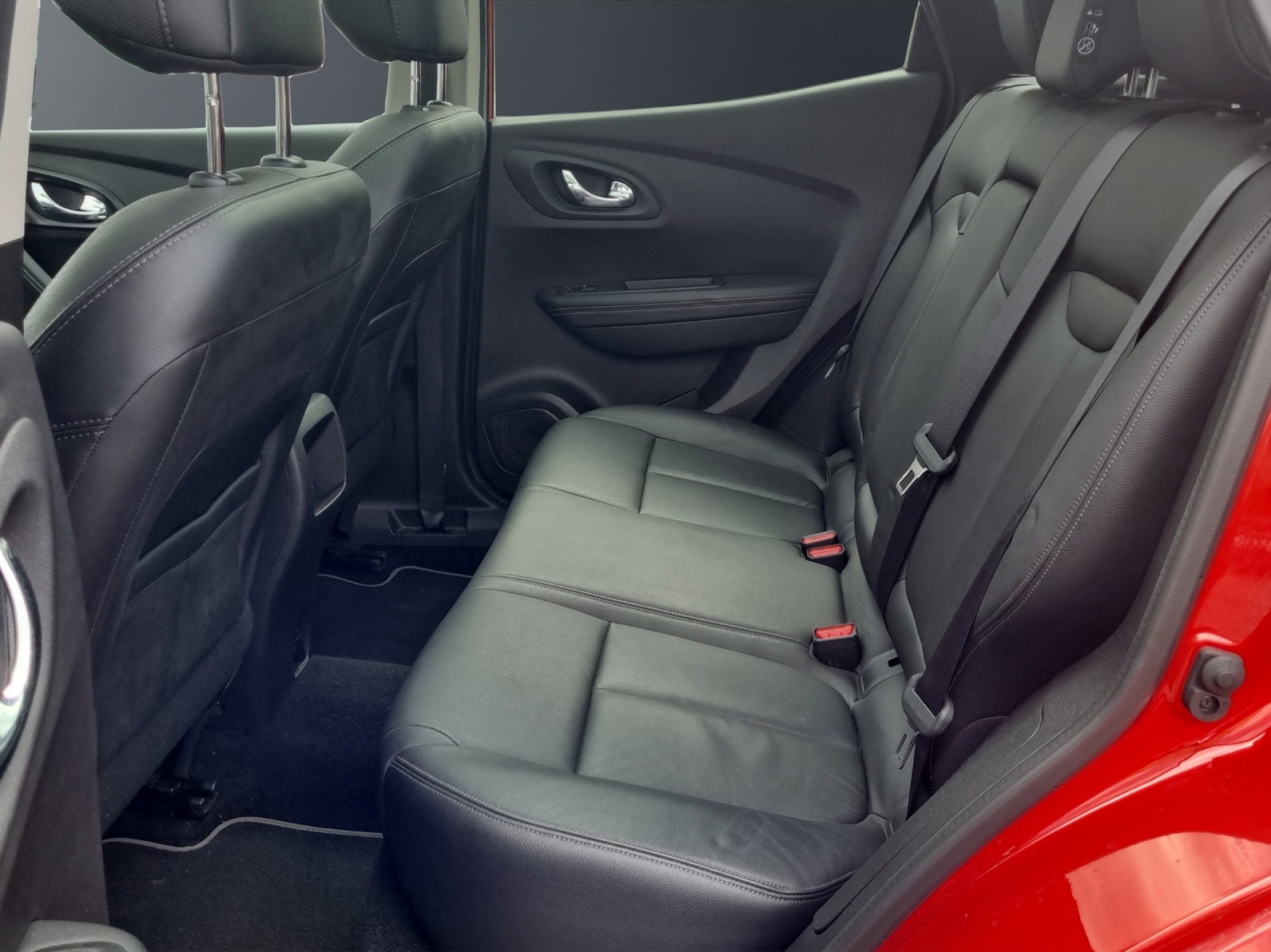 RENAULT Kadjar 1.6 dCi Bose 4WD-image-9
