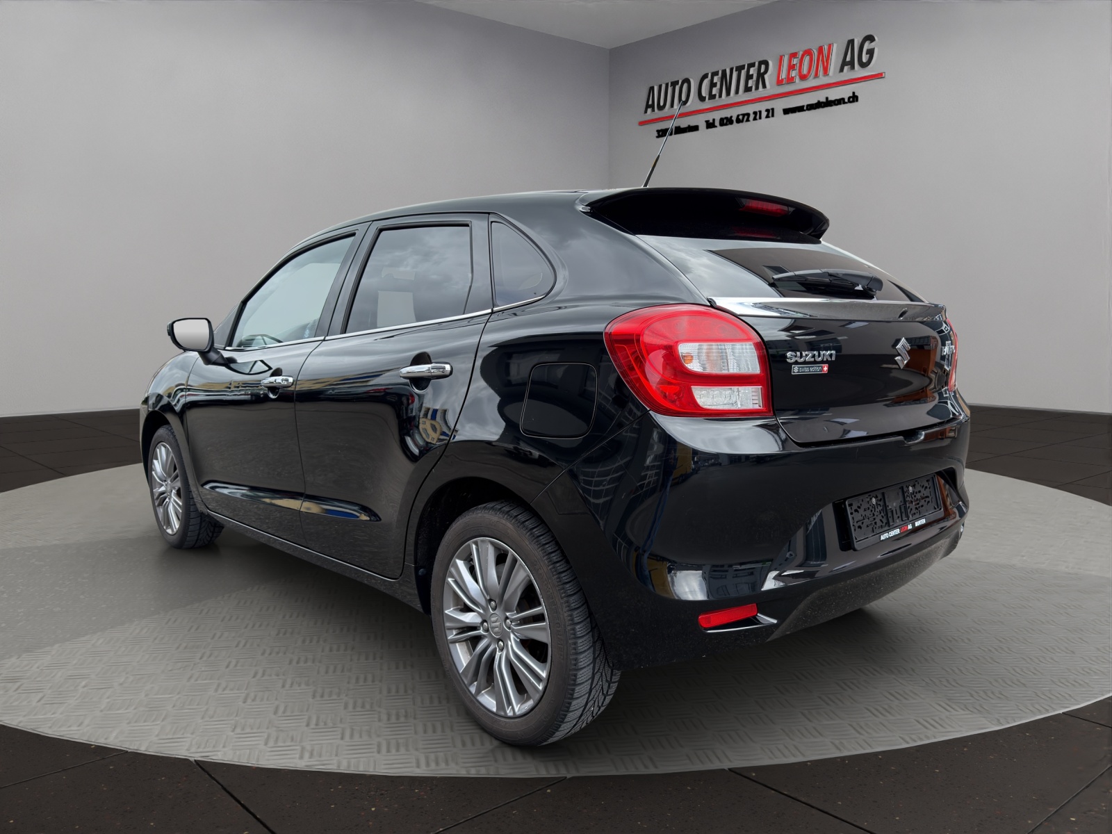 SUZUKI Baleno 1.0 Boosterjet Compact Top-showroom-element-3