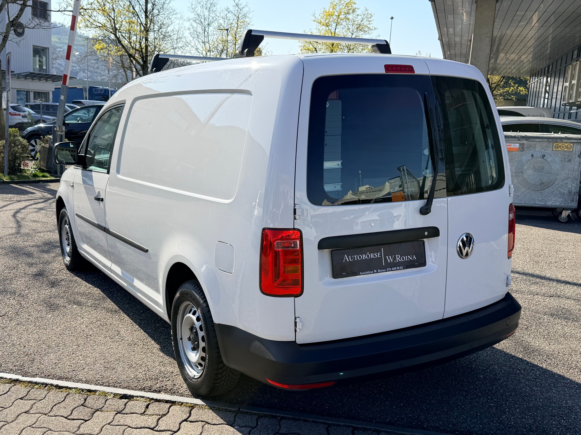 VW Caddy Maxi 2.0TDI Entry BlueMotion Technology-image-4