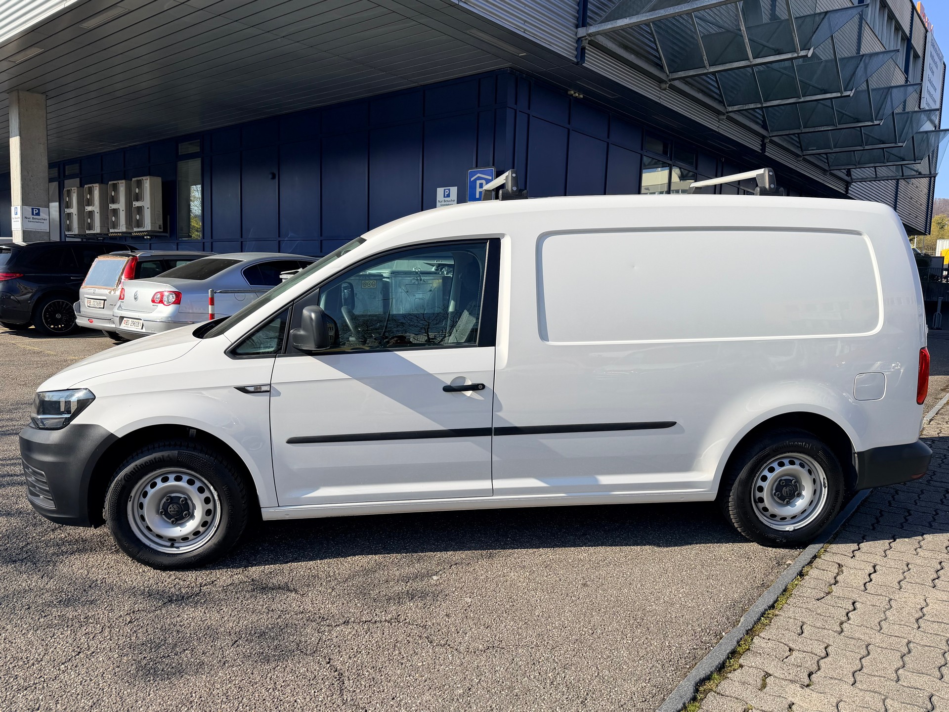 VW Caddy Maxi 2.0TDI Entry BlueMotion Technology-image-5