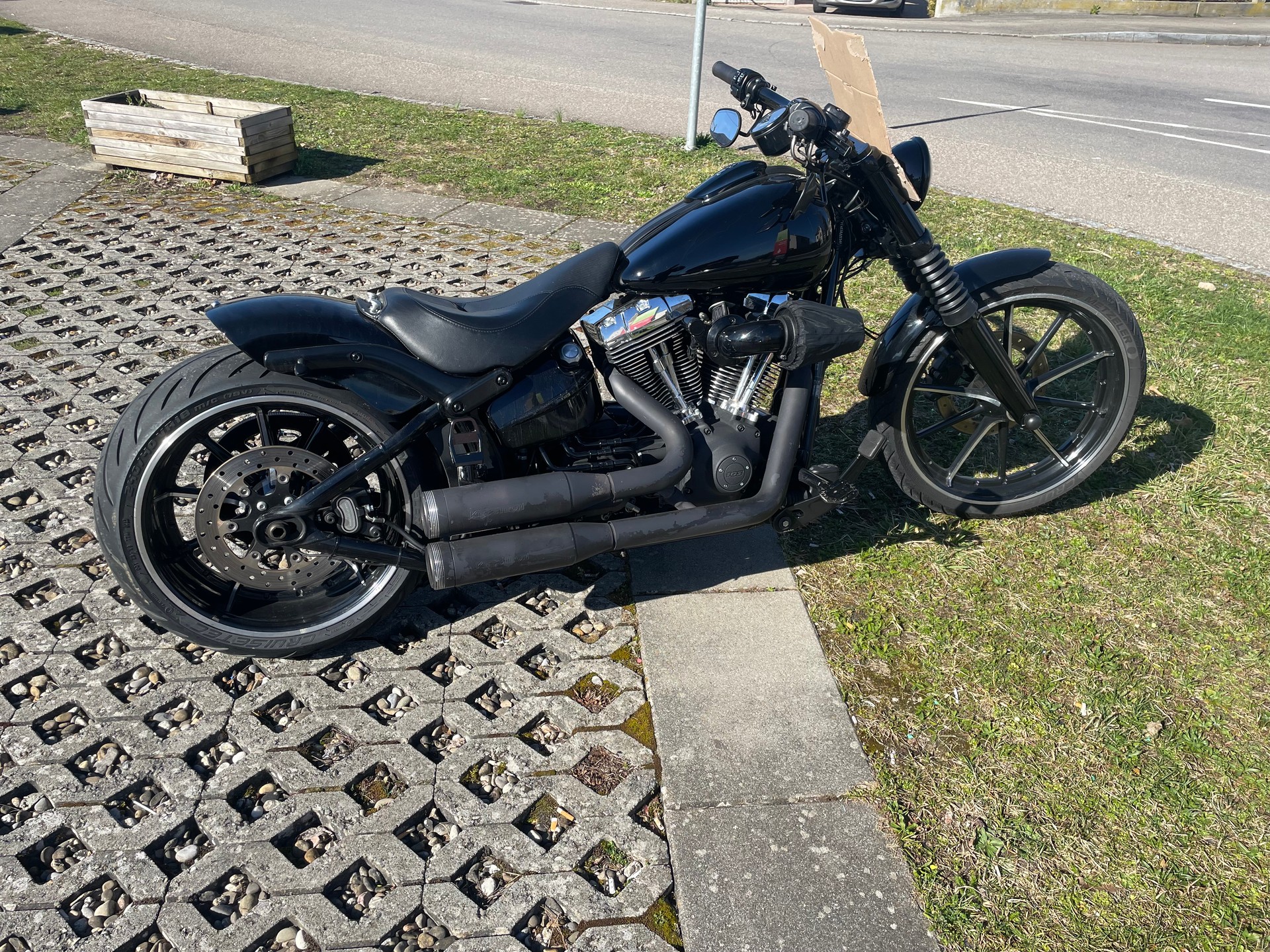 HARLEY-DAVIDSON FXSB Breakout 103 ABS-image-1