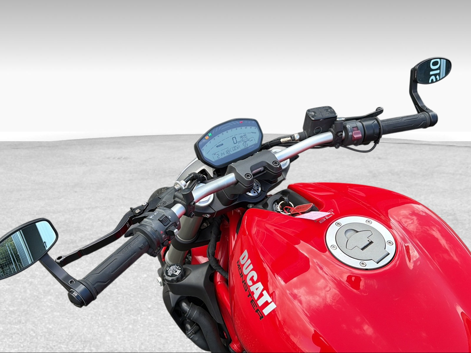 DUCATI 821 Monster ABS-image-6