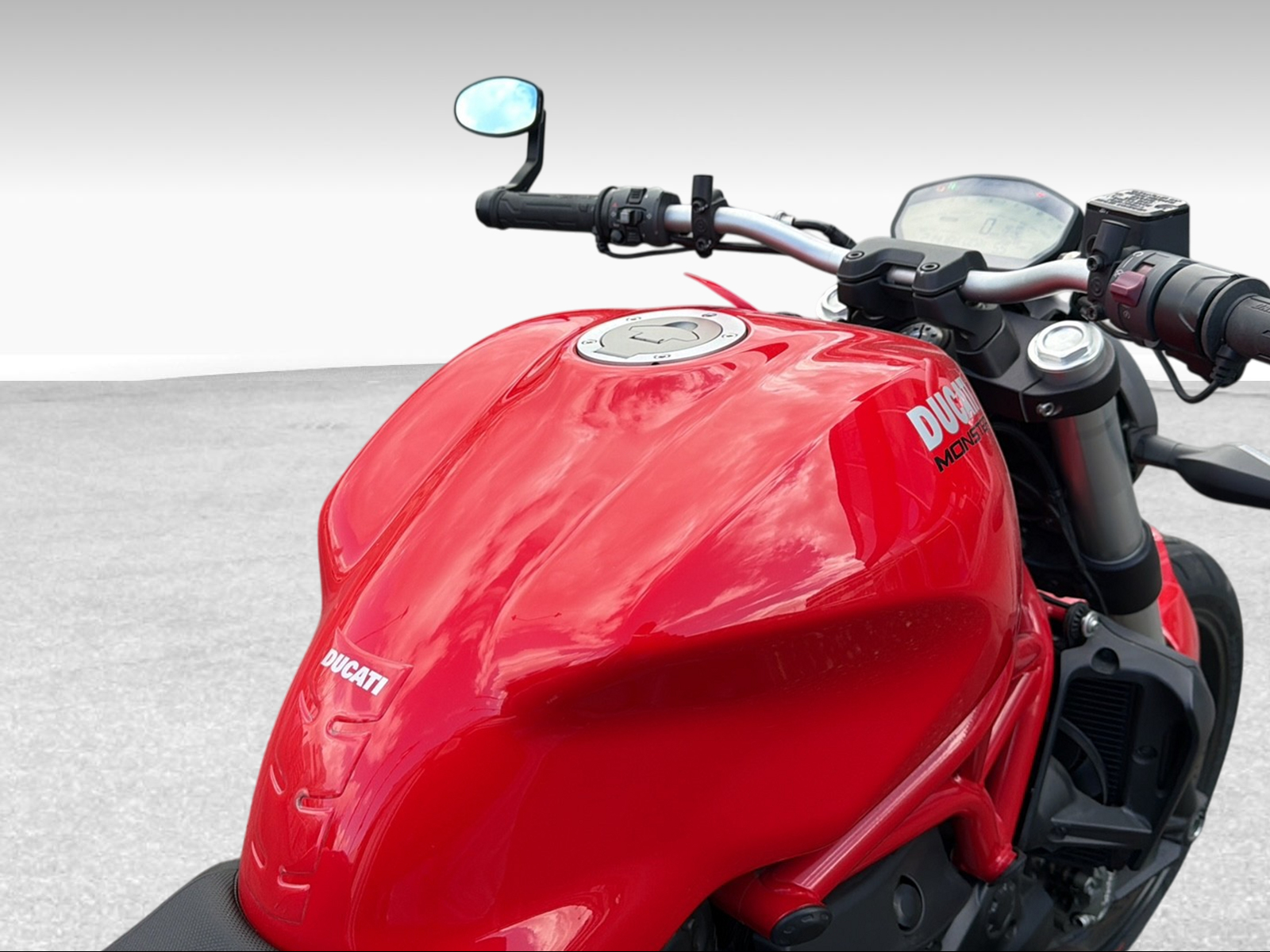 DUCATI 821 Monster ABS-image-5