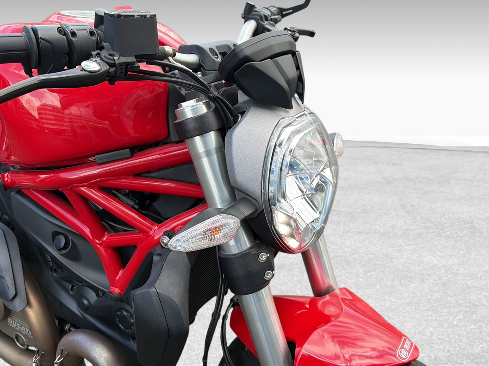DUCATI 821 Monster ABS-image-4