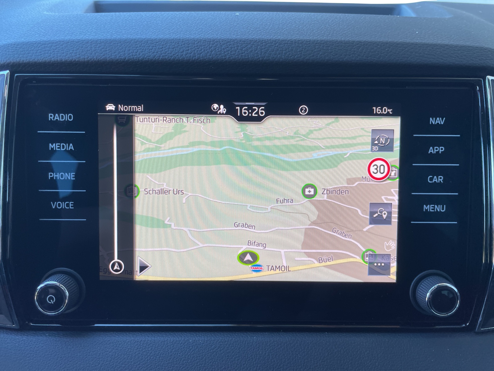 SKODA Karoq 1.5 TSI Dynamic DSG-image-11