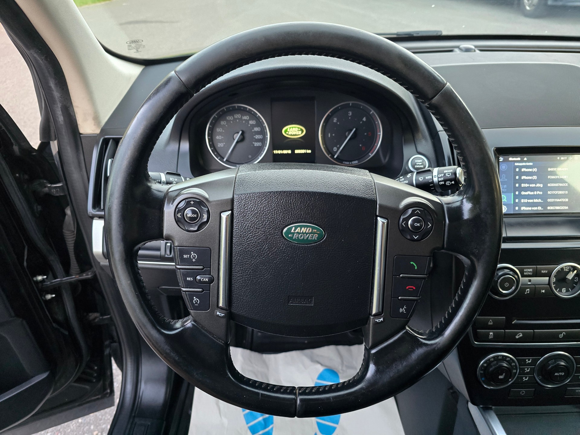 LAND ROVER Freelander 2.2 SD4 Dynamic Automatic-image-17