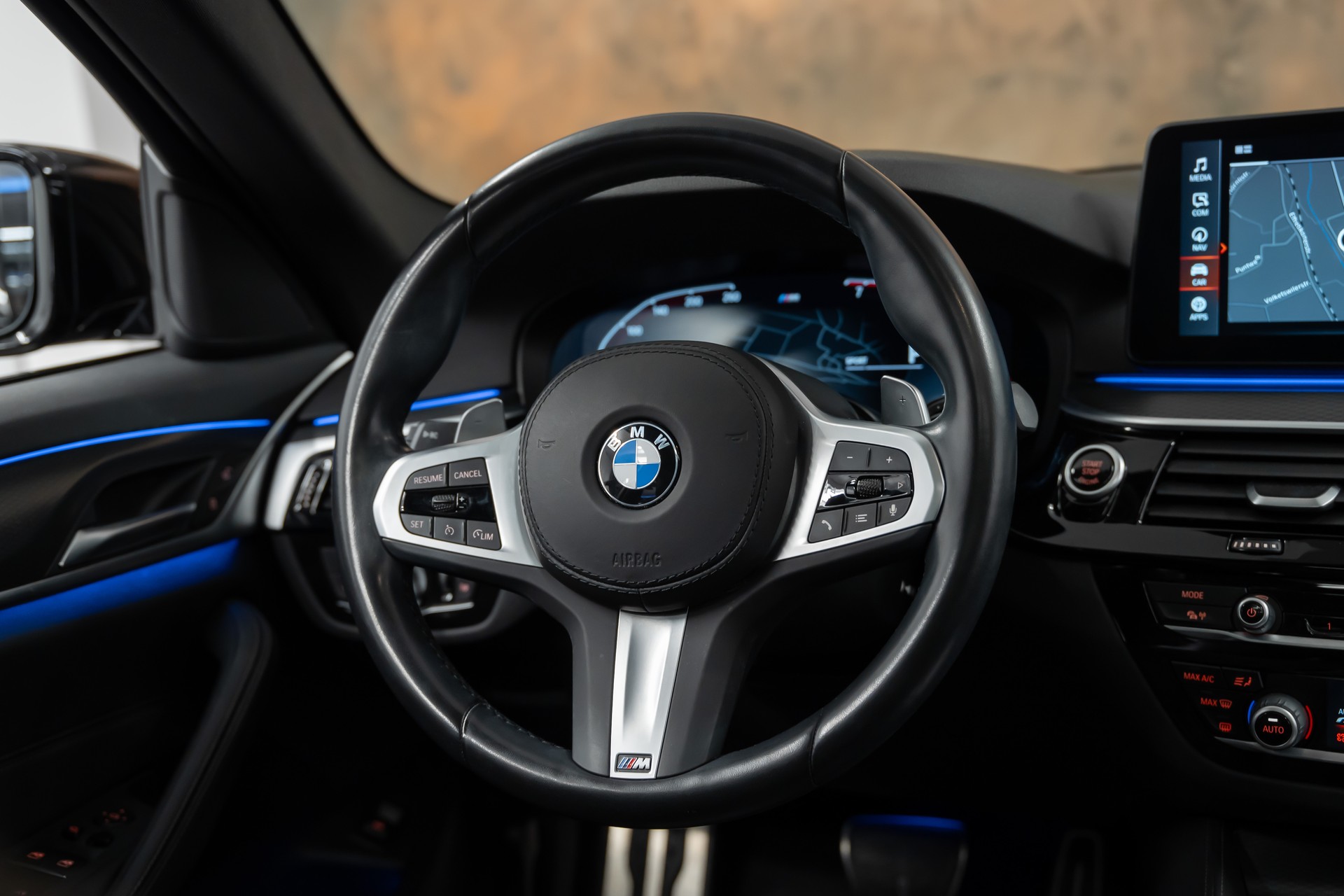 BMW 530i xDrive 48V Touring M Sport Steptronic *Facelift*Panorama*Head-Up*Leder*-image-19