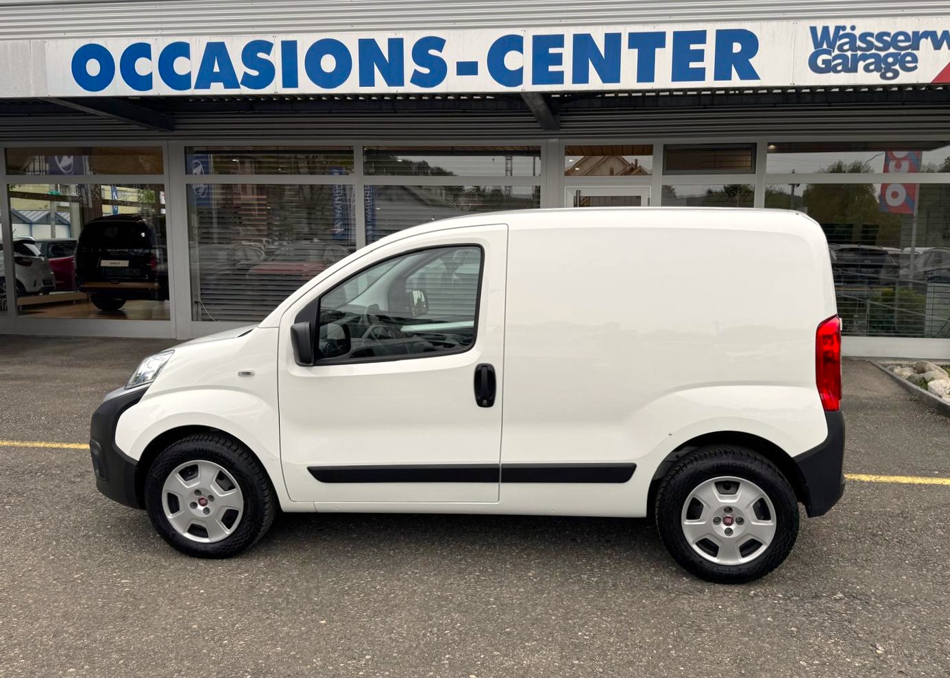 FIAT Fiorino 1.3 MJ Adventure-image-10