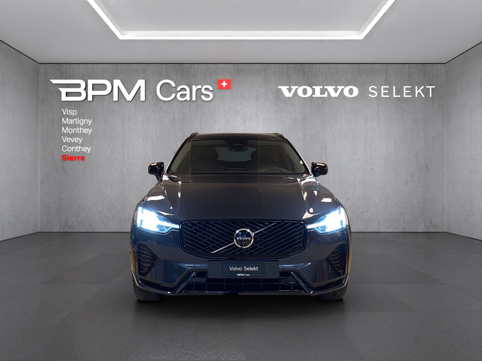 VOLVO XC60 B5 Benzin Mild Hybrid AWD Plus Dark Geartronic-showroom-element-2