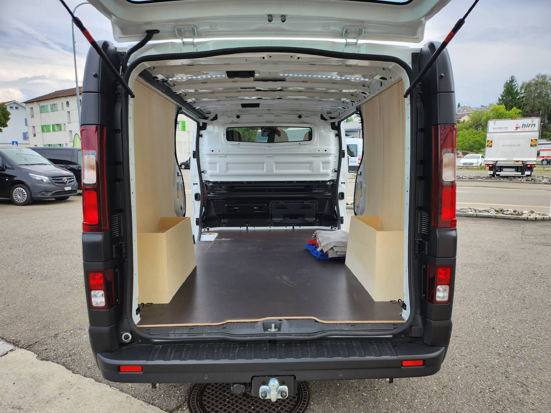 RENAULT Trafic Kaw. 3.0 t L2 H1 2.0 dCi Blue 150 Advance-image-6